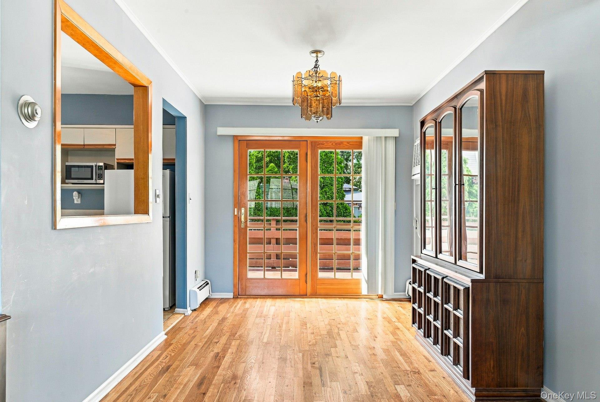 375 Catskill Avenue Property Photo 18