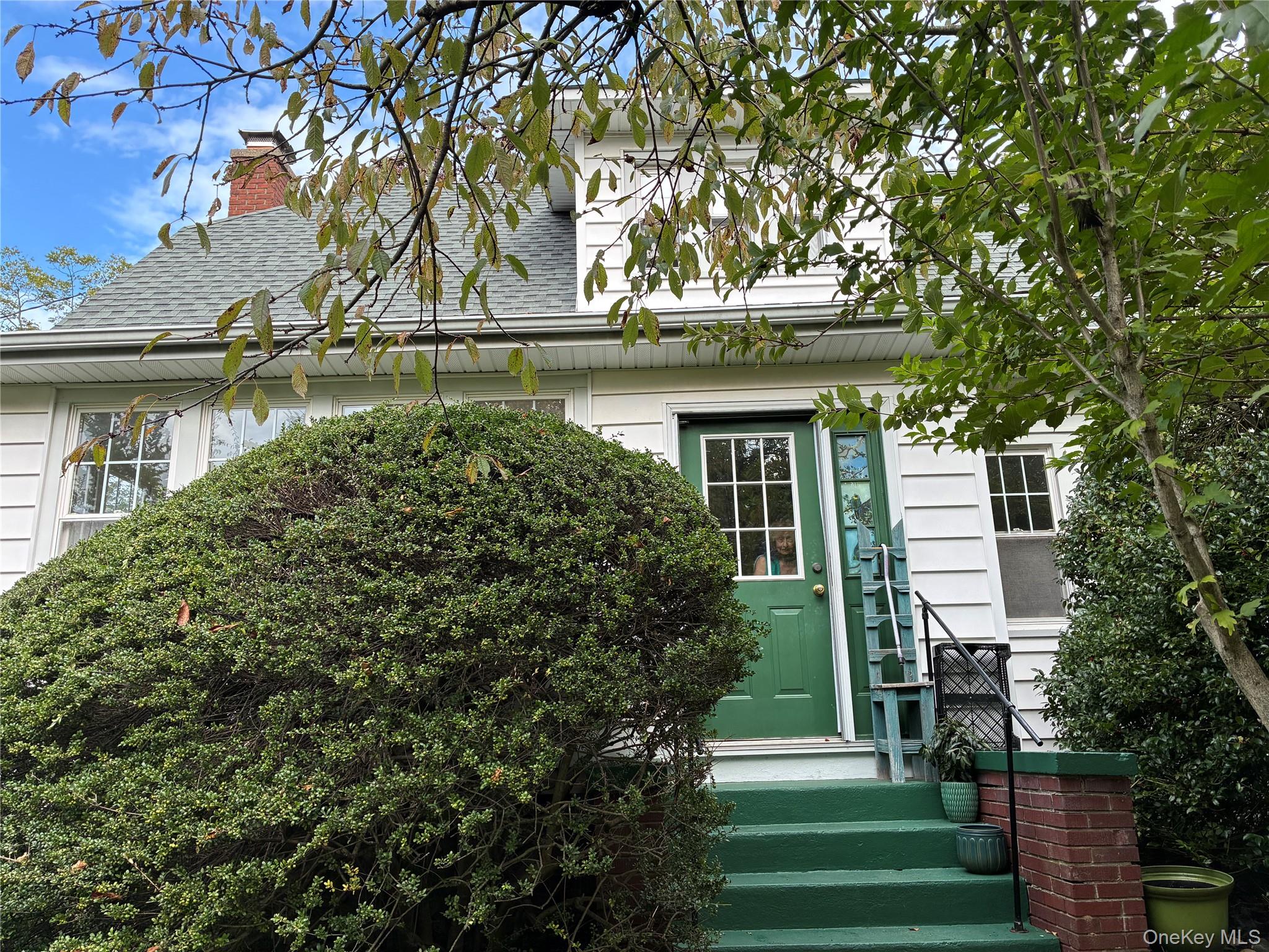 201 Maiden Lane Property Photo 1