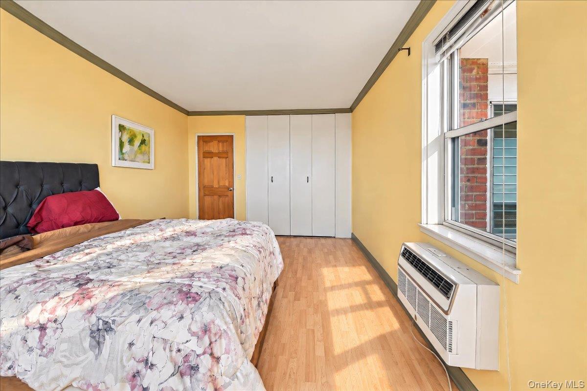 5900 Arlington Avenue 15e Property Photo 6