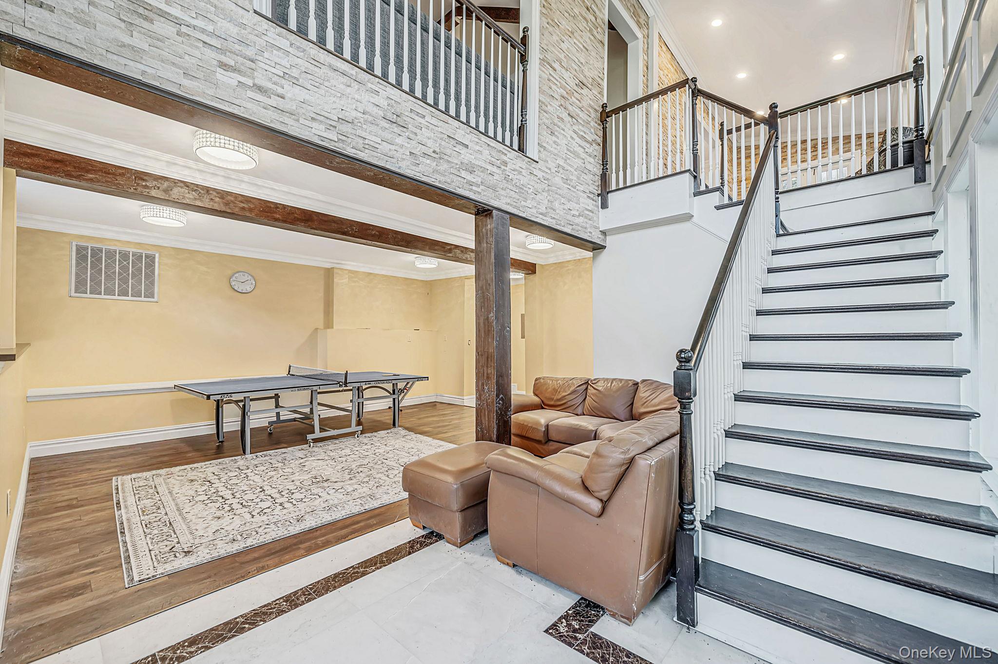 9 Tower Hill Road Property Photo 4