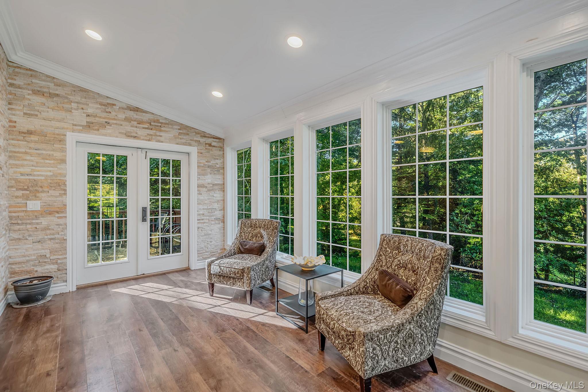 9 Tower Hill Road Property Photo 12
