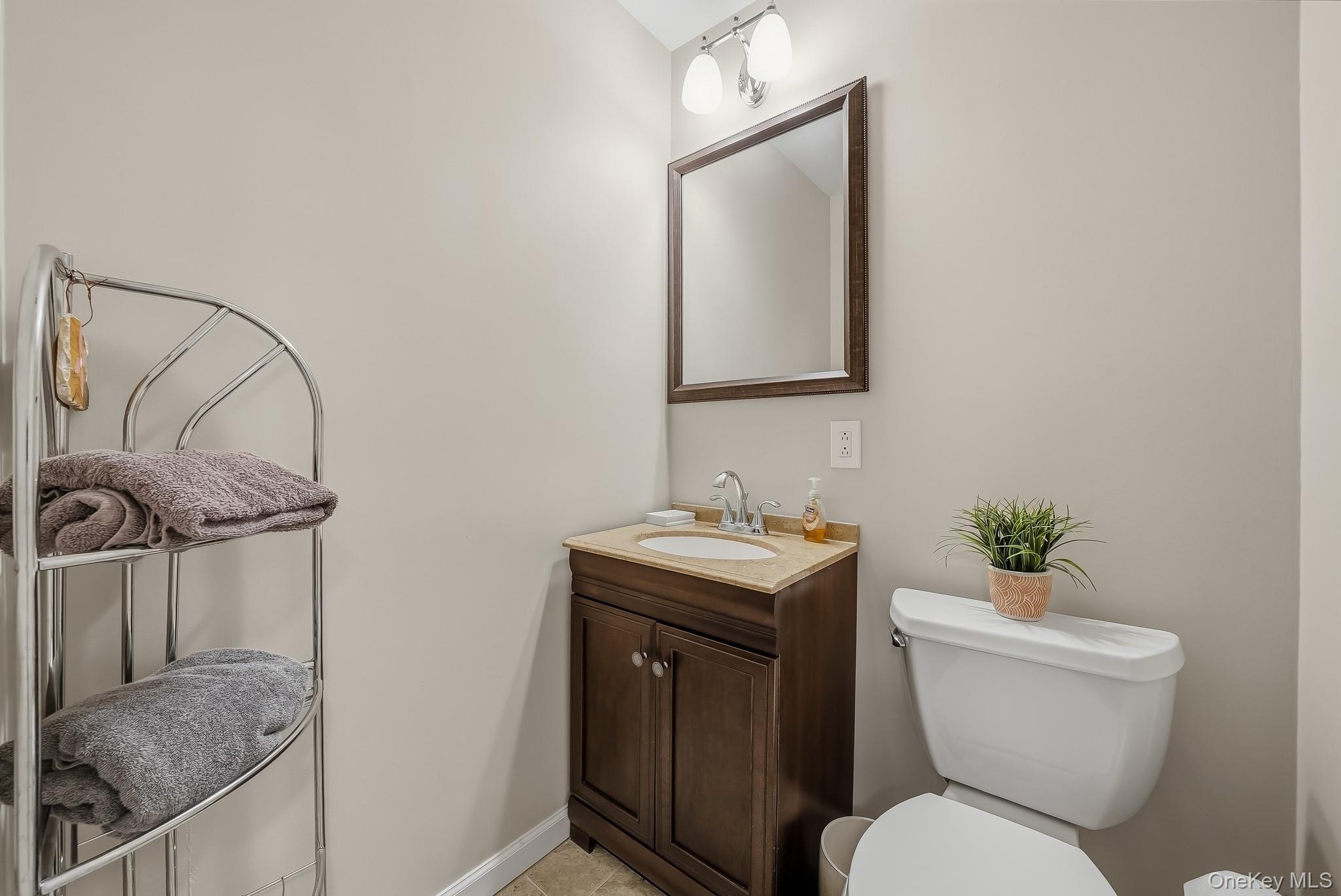 446 Somerset Drive L Property Photo 23