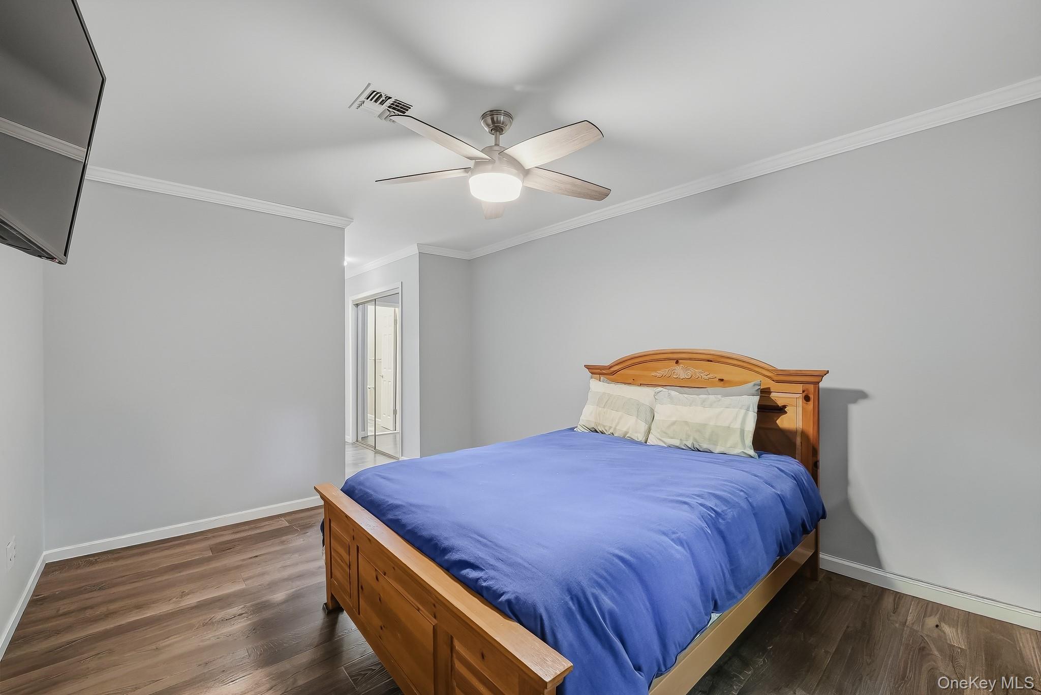 446 Somerset Drive L Property Photo 33
