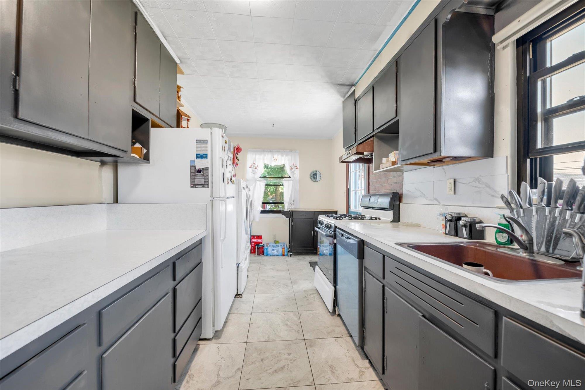 65 Clearstream Avenue Property Photo 9