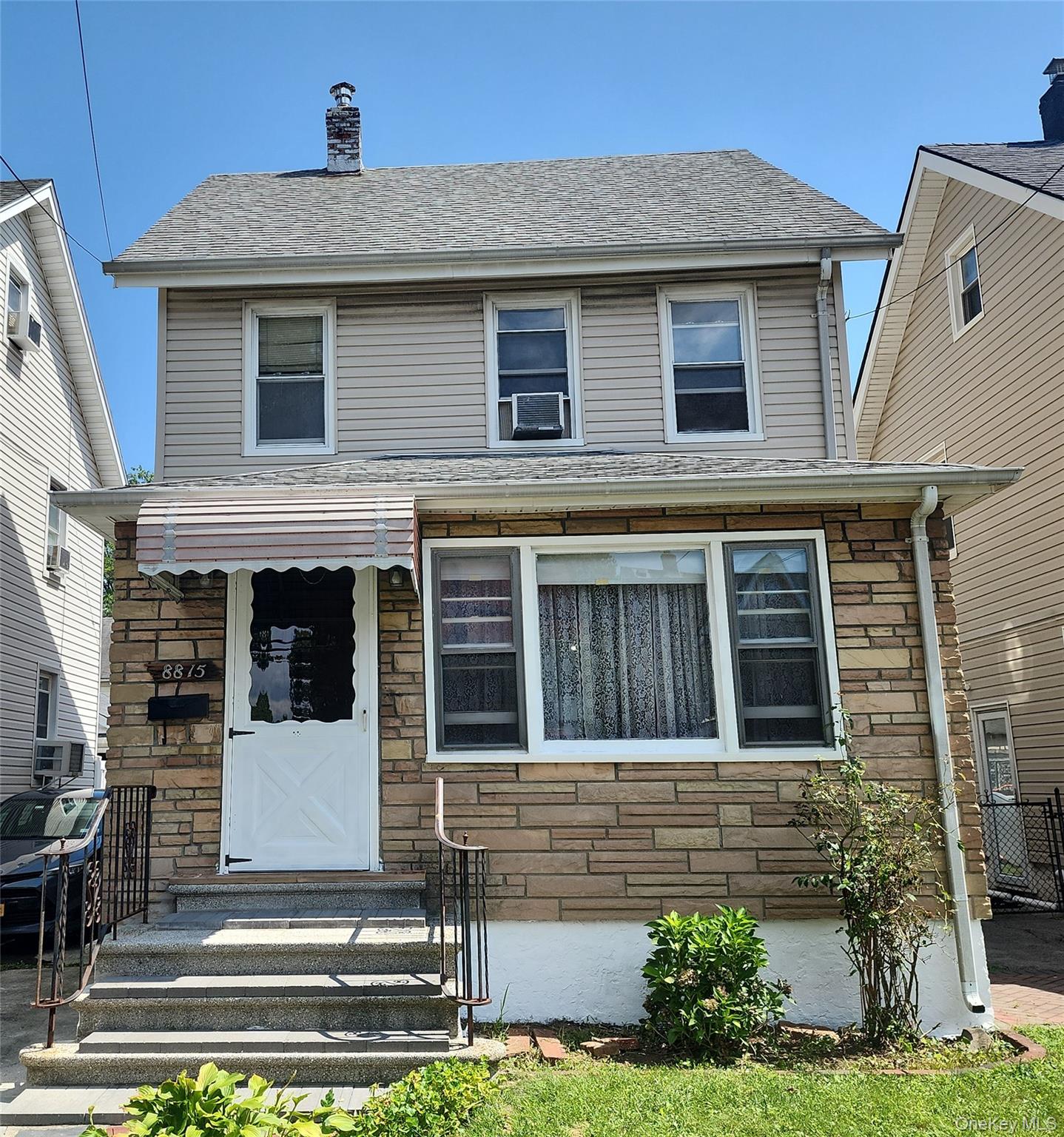 88-15 Ashford Street Property Photo 1