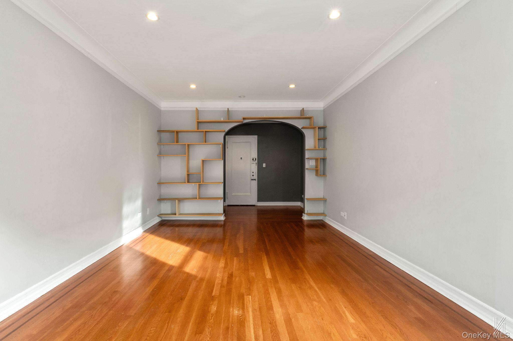 25-40 31st Avenue 6e Property Photo 5