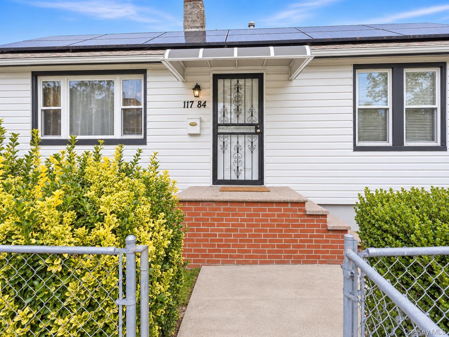 11784 142nd Street Property Photo 1