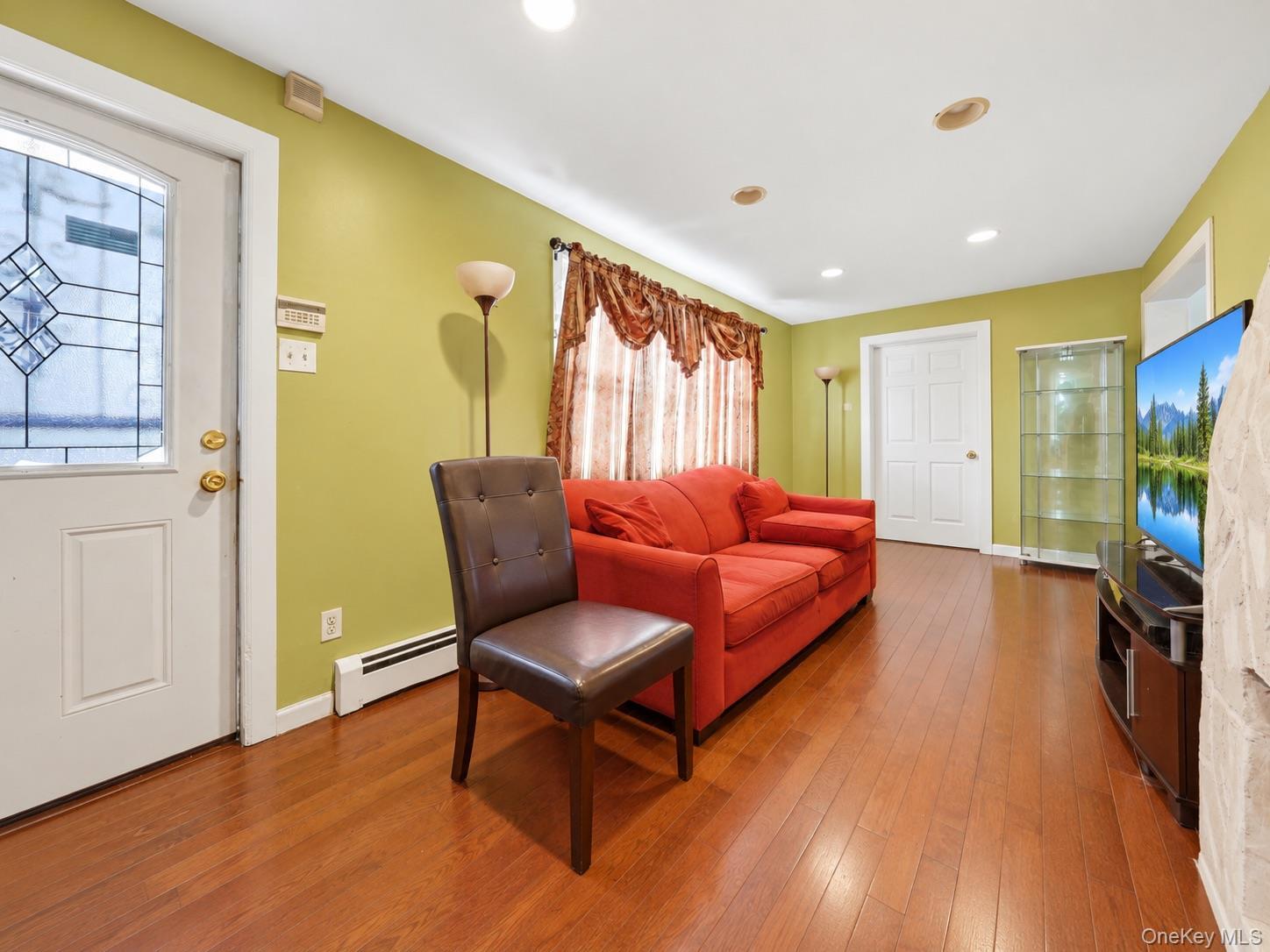11784 142nd Street Property Photo 2