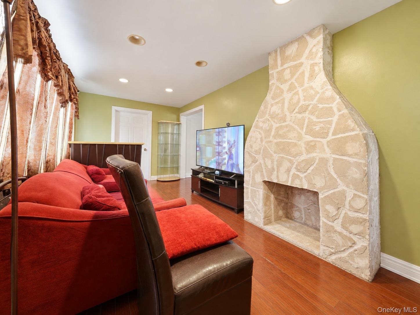 11784 142nd Street Property Photo 3
