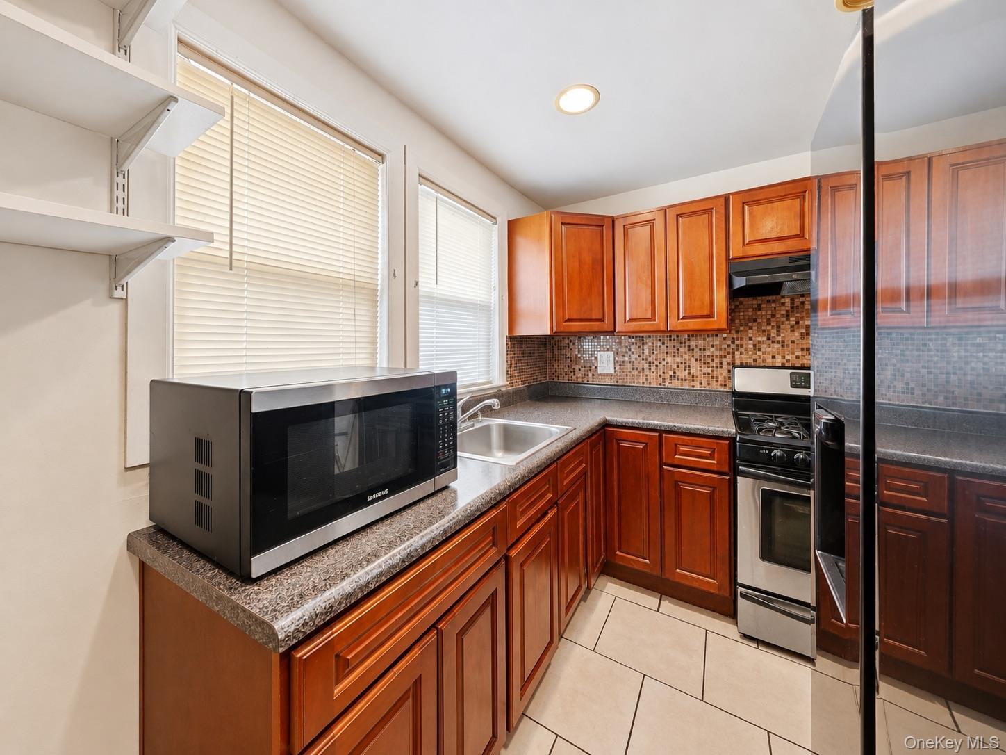 11784 142nd Street Property Photo 7