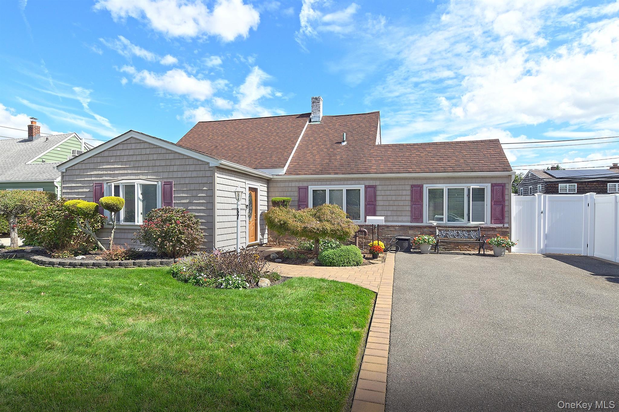 67 Wolcott Road Property Photo 1