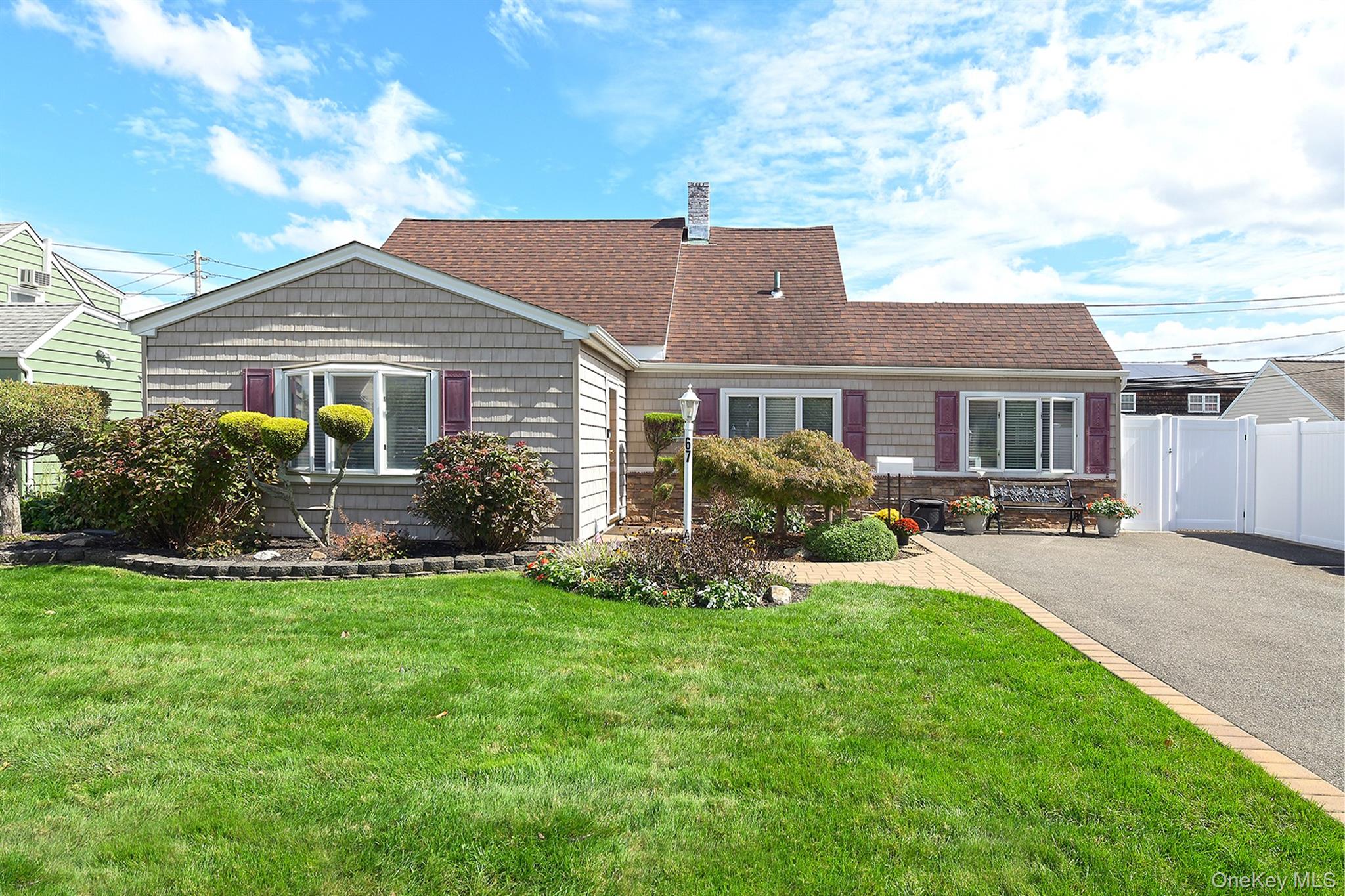 67 Wolcott Road Property Photo 1