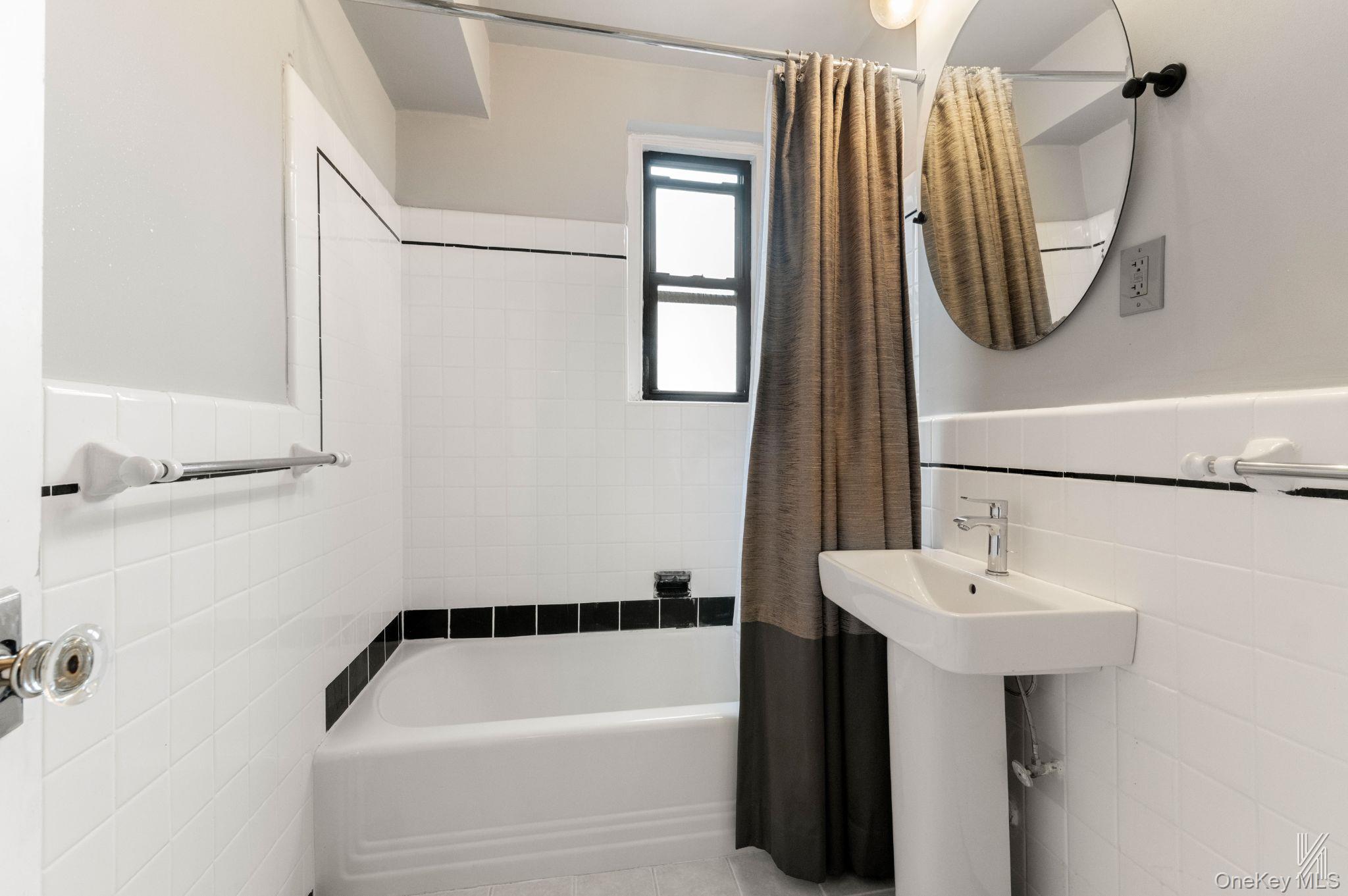 25-40 31st Avenue 6f Property Photo 13