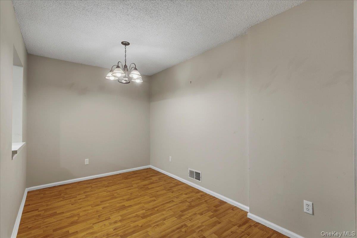 26 Edinburgh Drive Property Photo 10