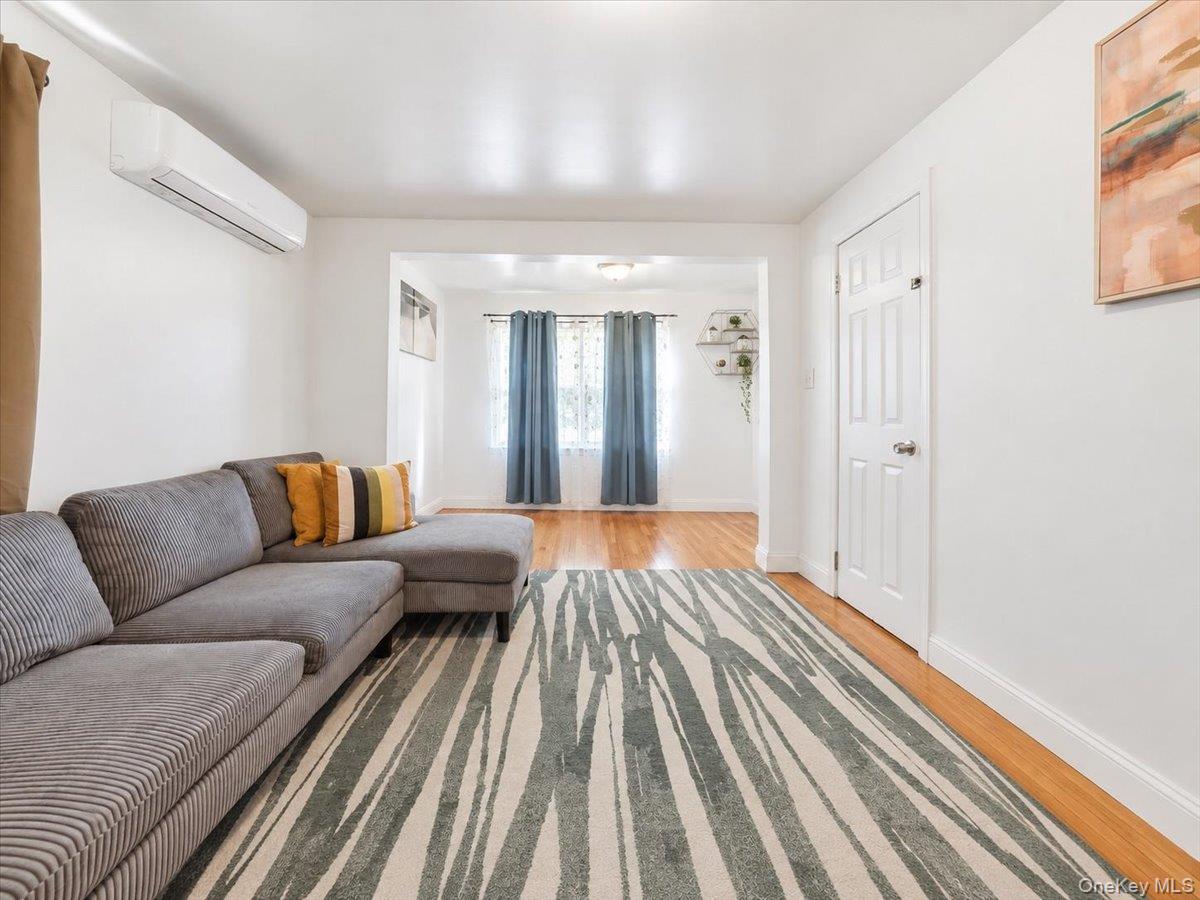 445 S 8th Avenue Property Photo 15