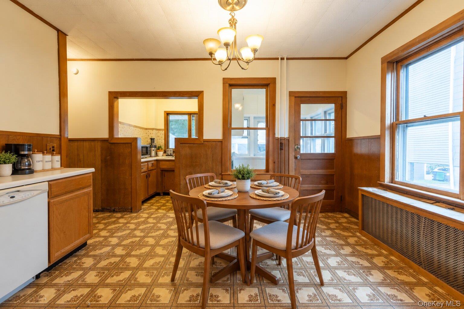 504 Tower Avenue Property Photo 6