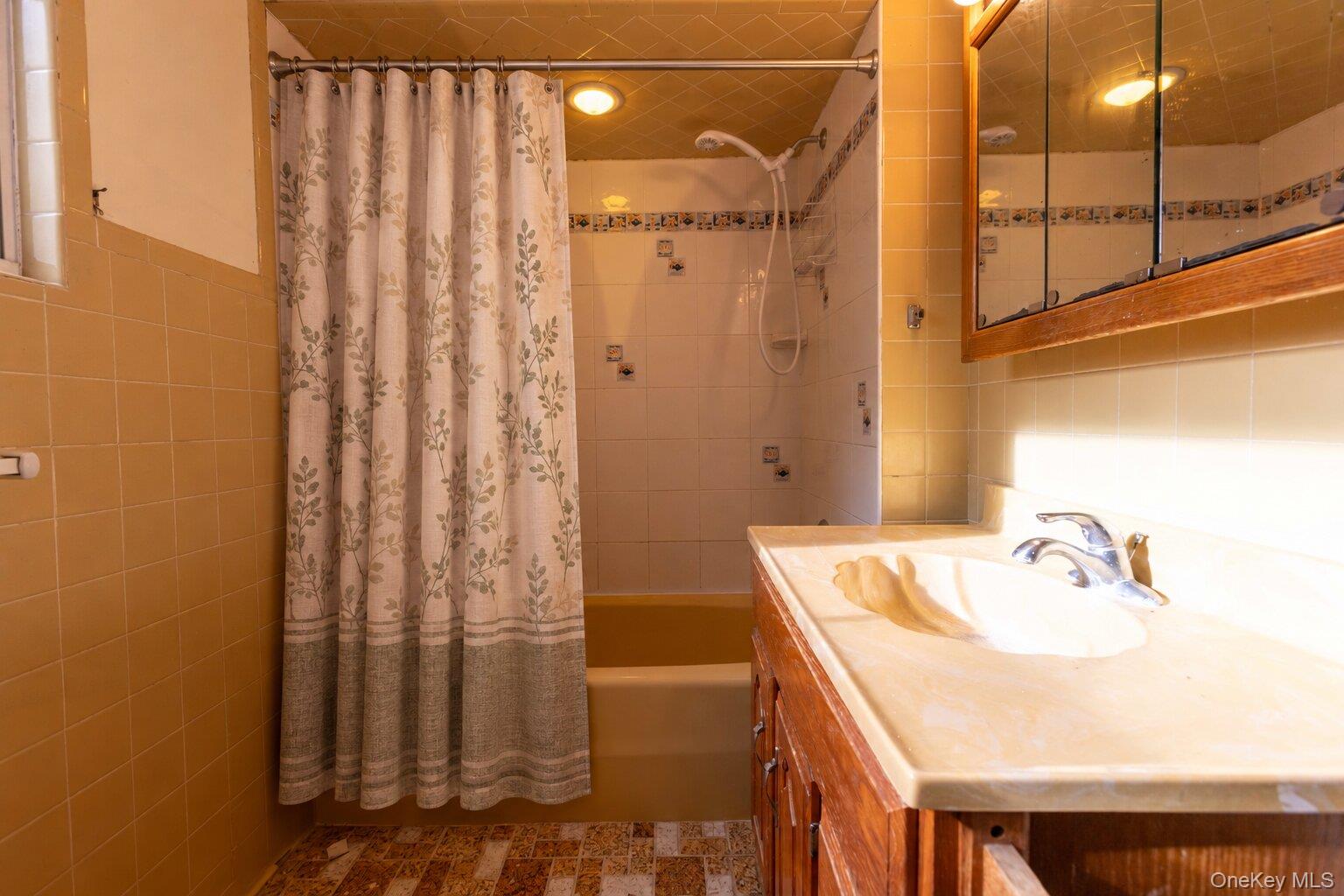 504 Tower Avenue Property Photo 13