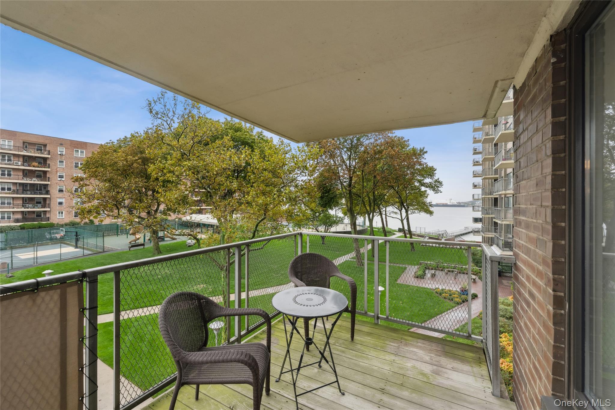 166-25 Powells Cove Boulevard 3f Property Photo 20