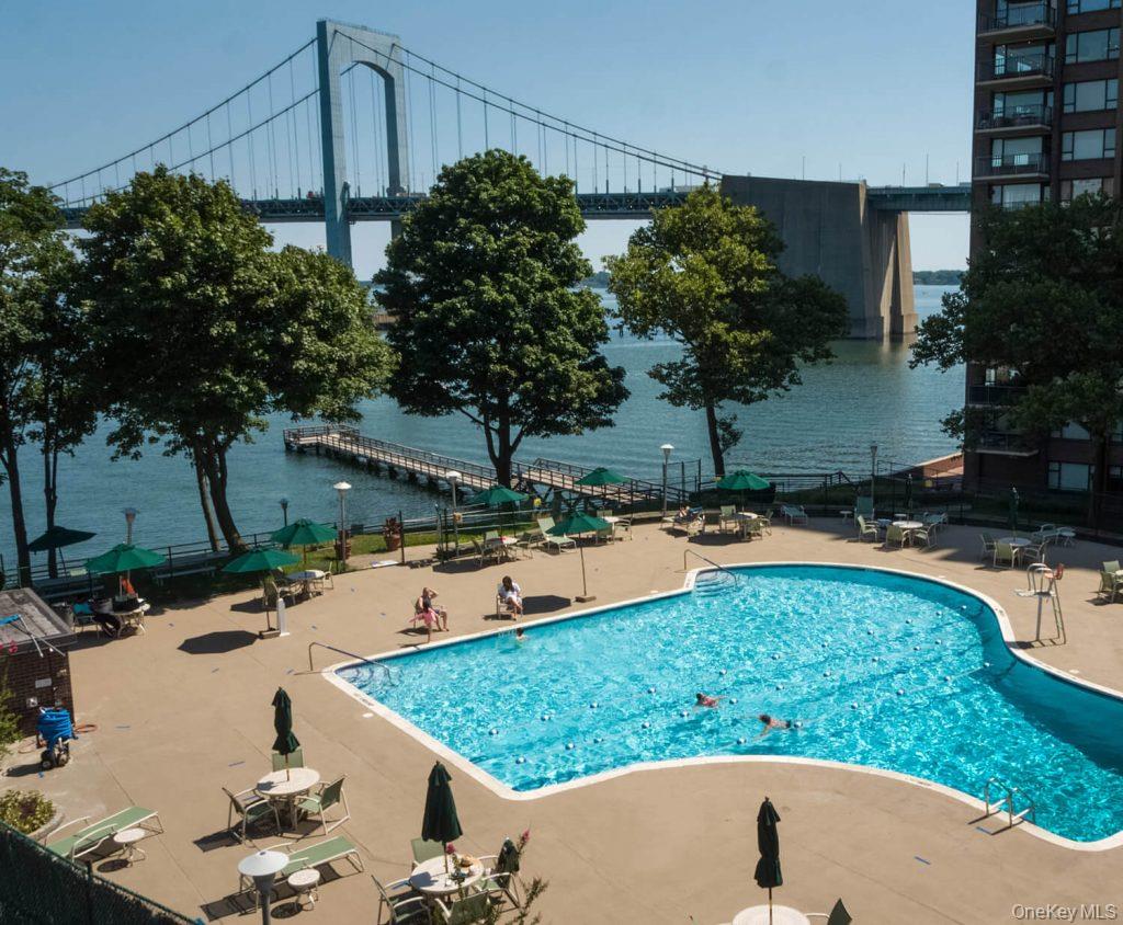 166-25 Powells Cove Boulevard 3f Property Photo 26