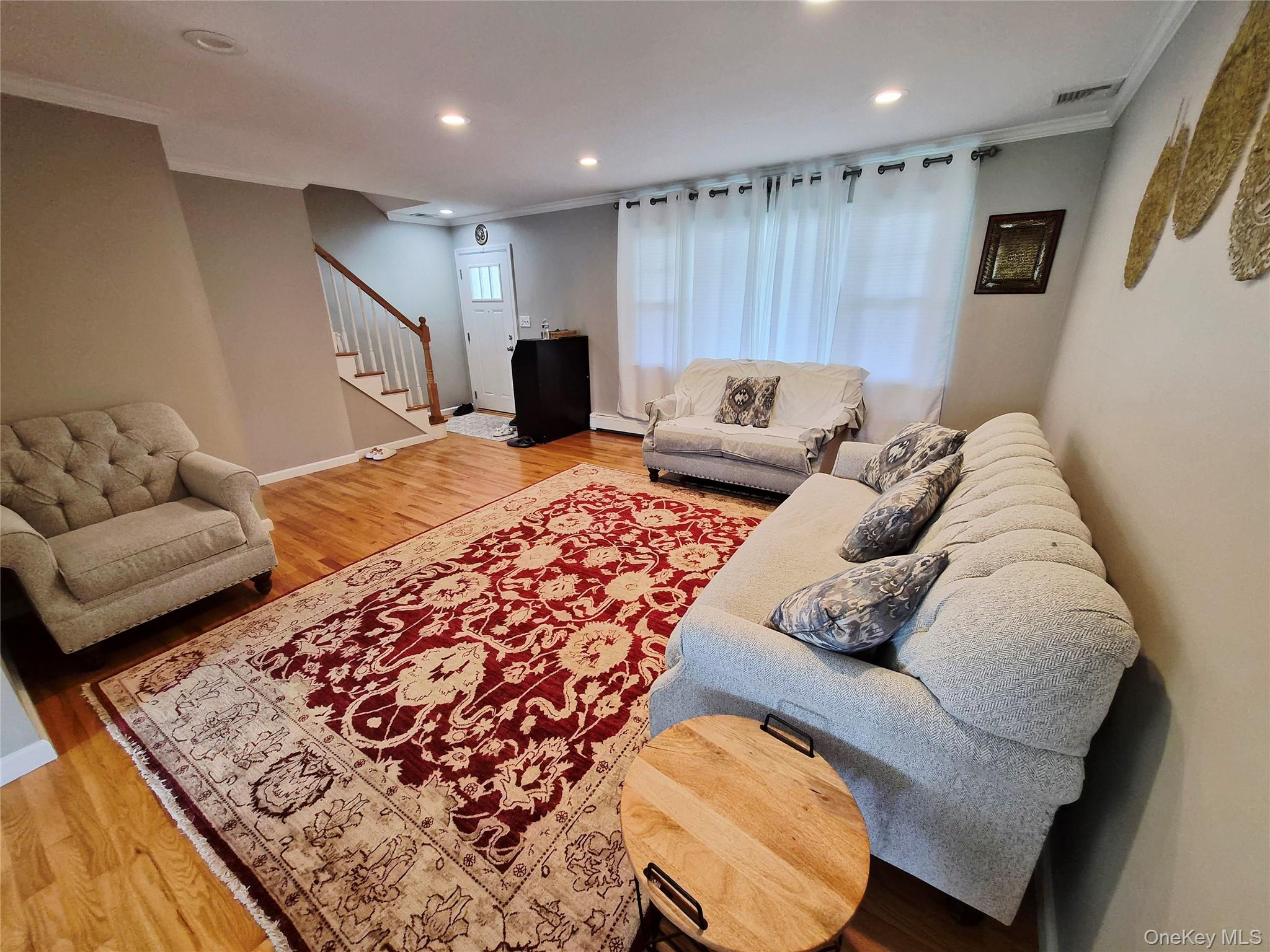 1920 Clemons Street Property Photo 7