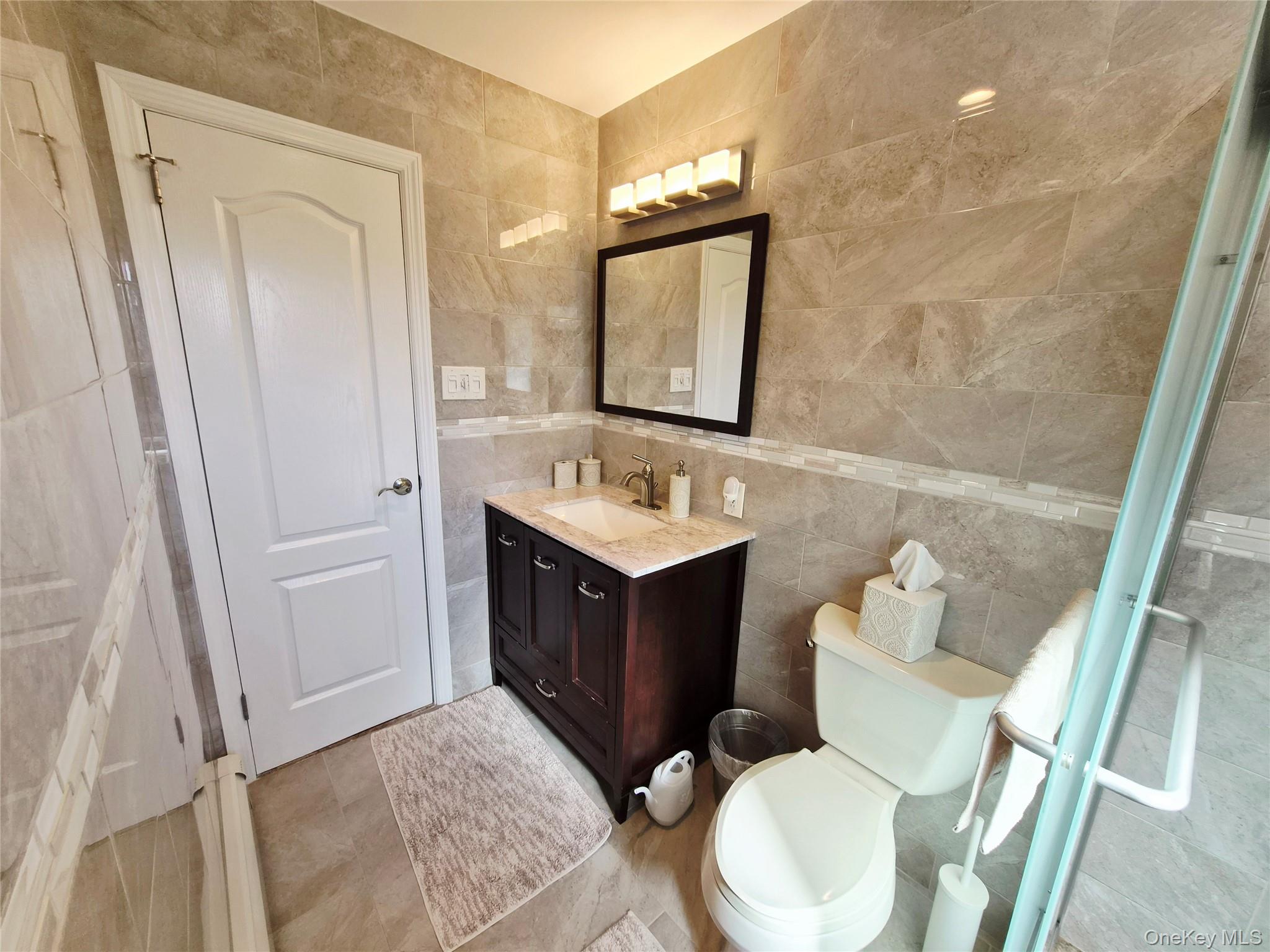 1920 Clemons Street Property Photo 14