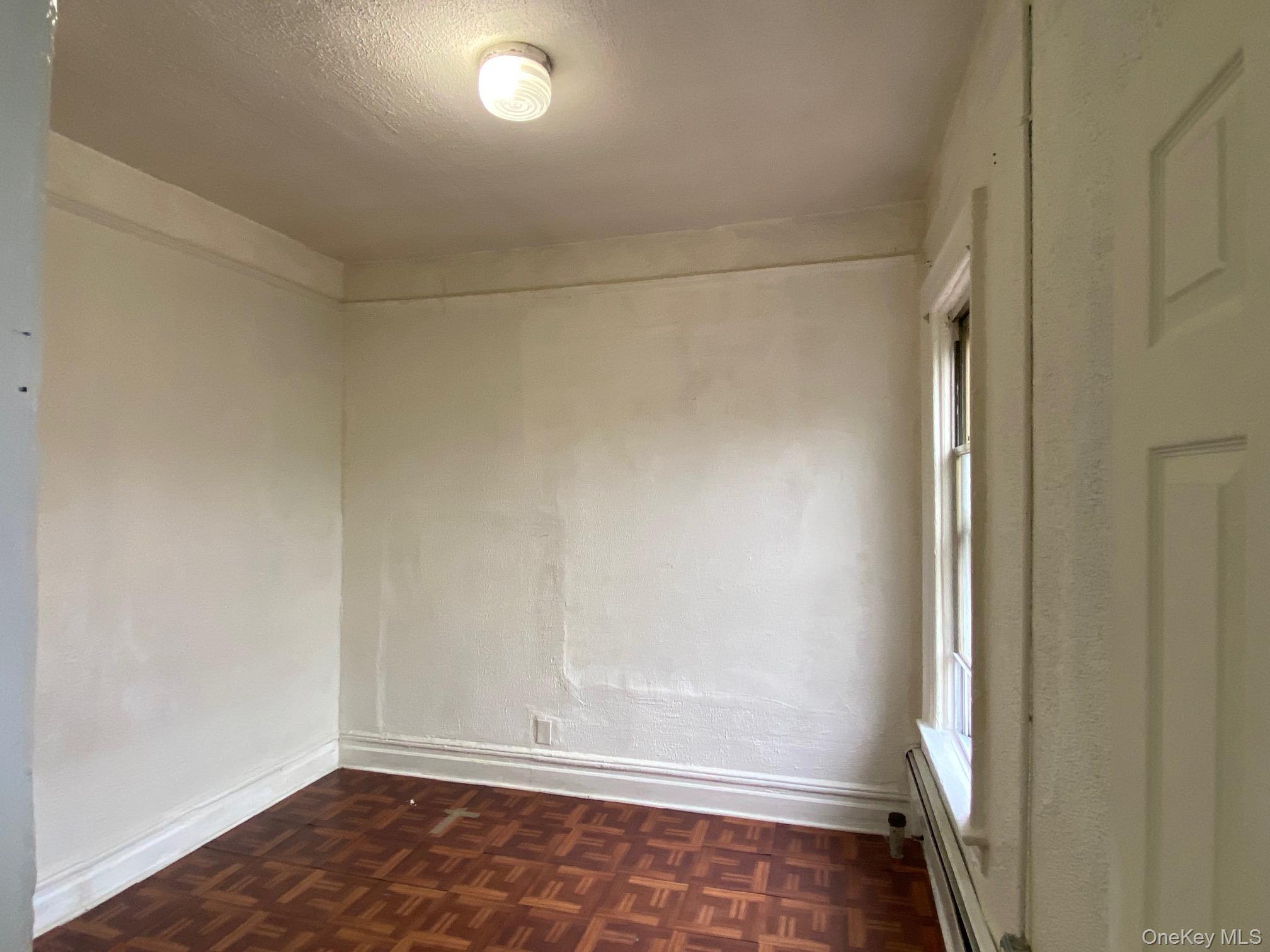 1463 Saint Lawrence Avenue 3 Property Photo 9