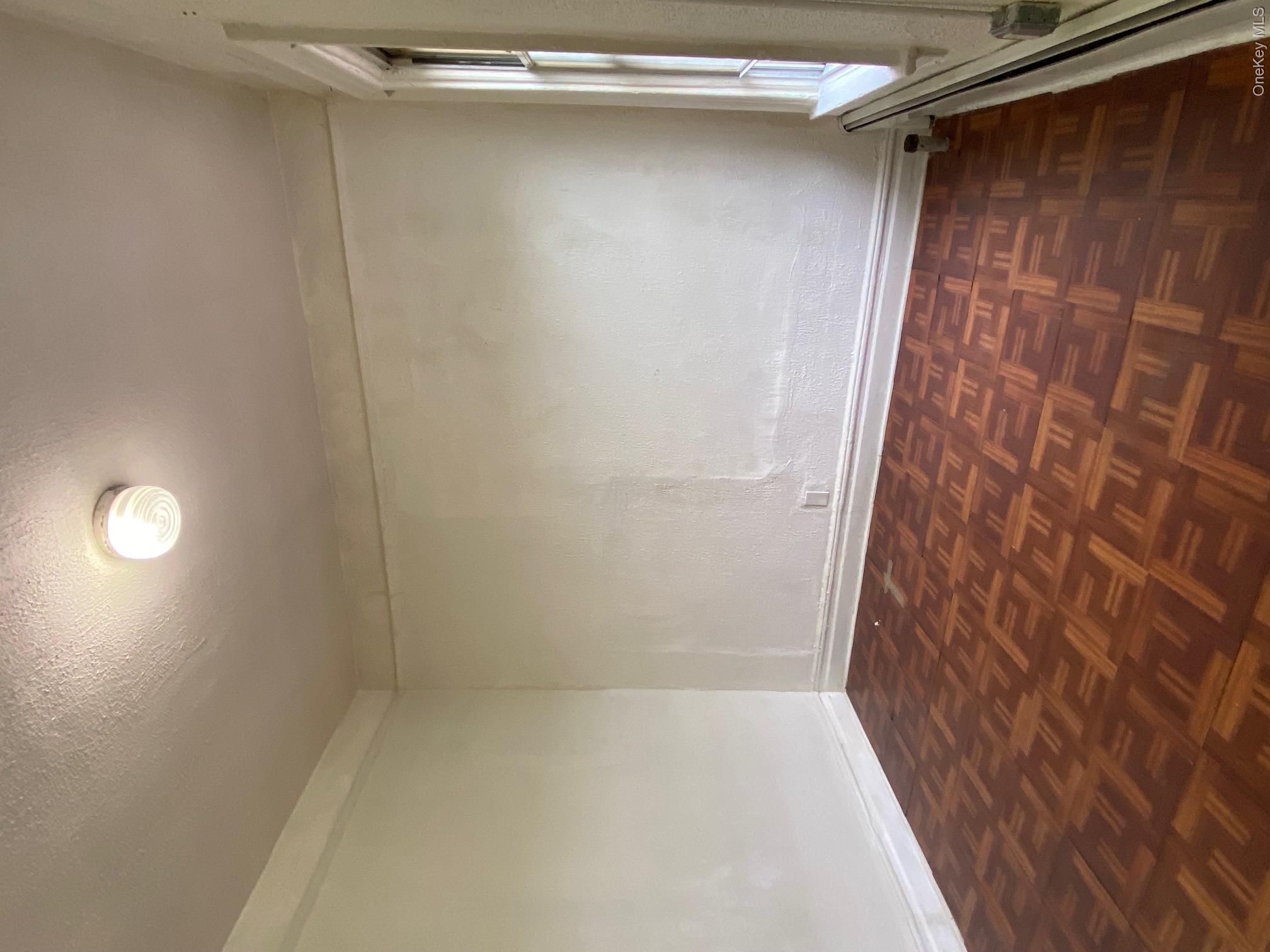 1463 Saint Lawrence Avenue 3 Property Photo 10