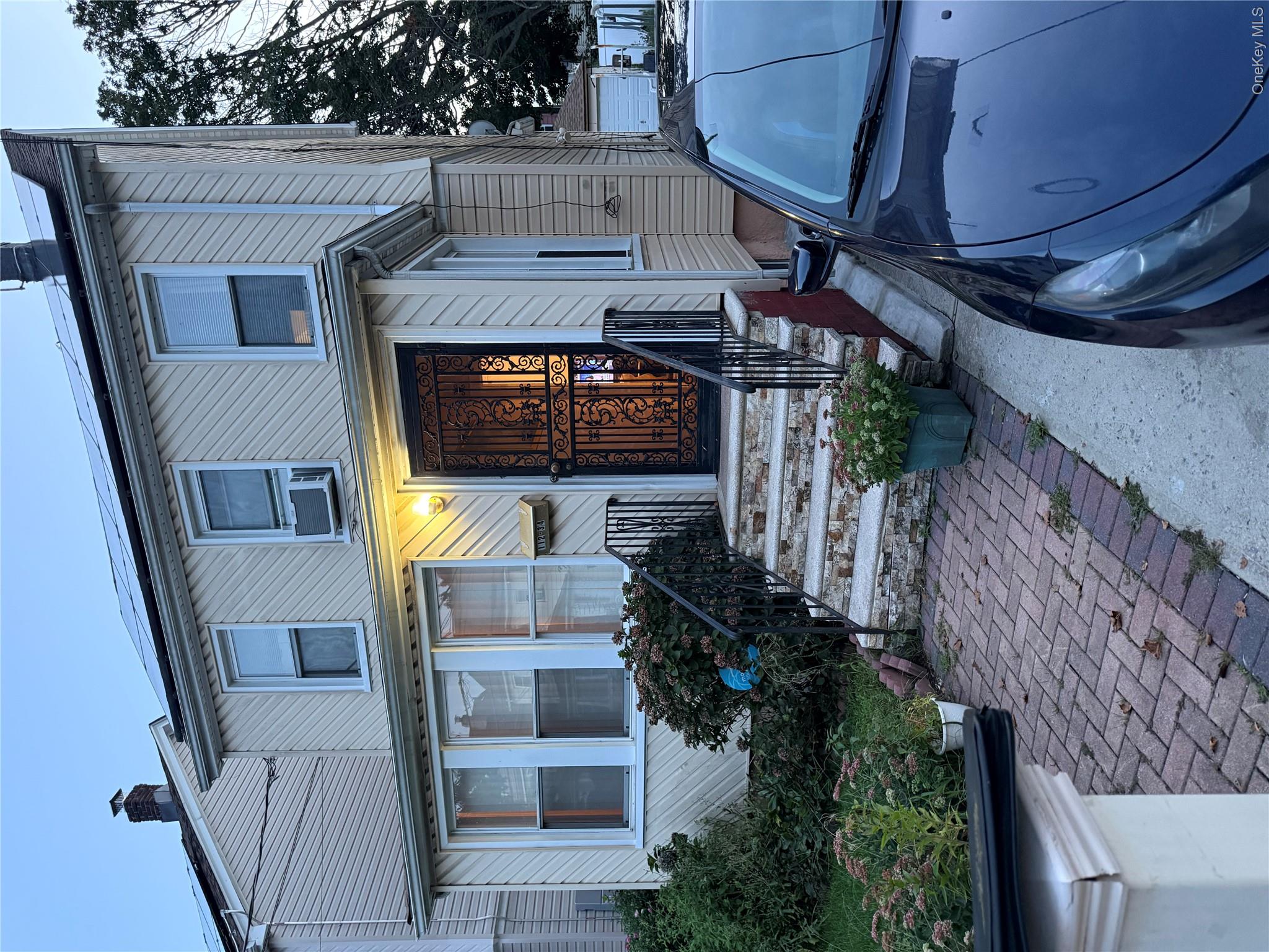 112-34 203rd Street Property Photo 1