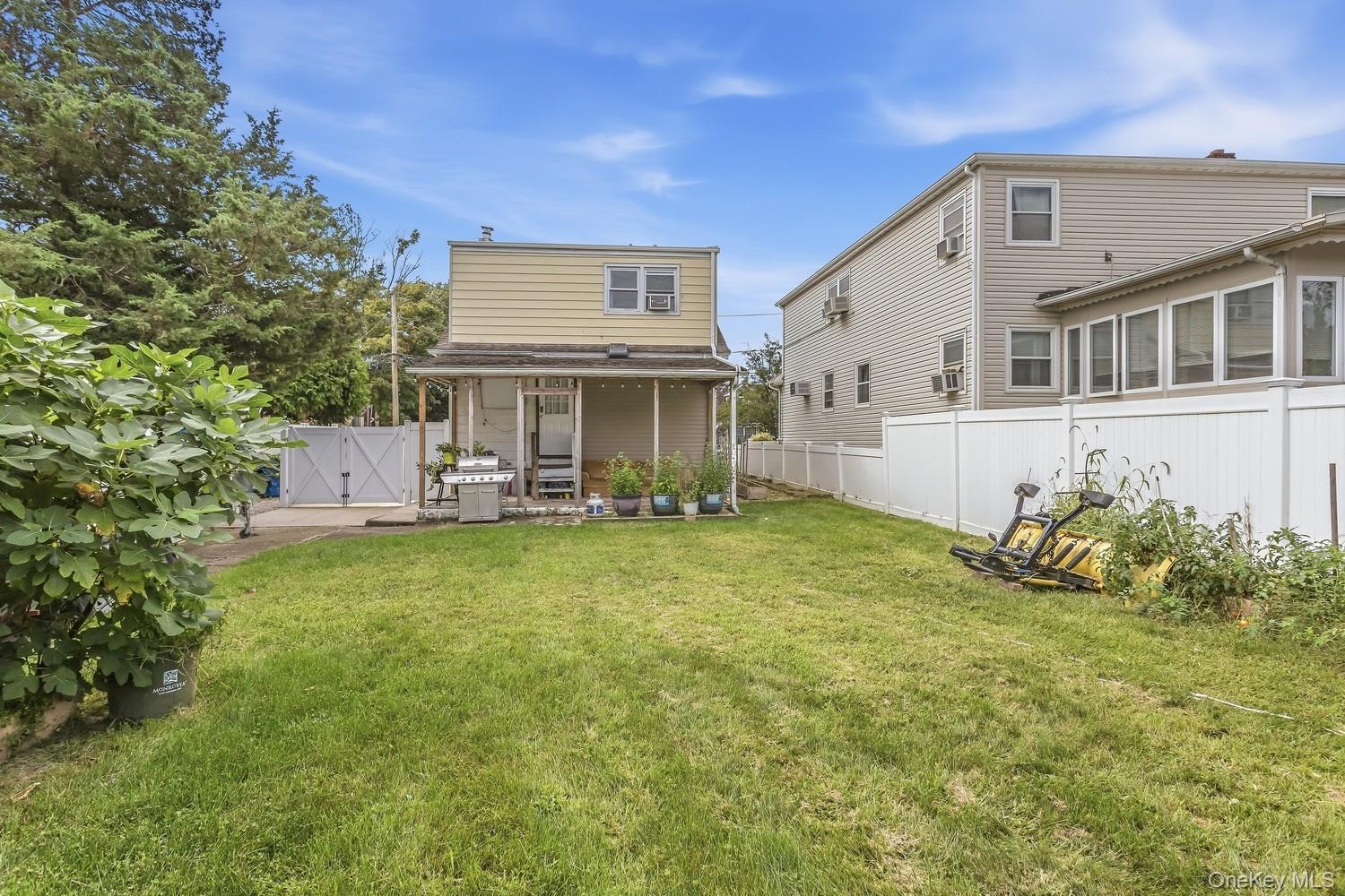 32 Franklin Street Property Photo 24