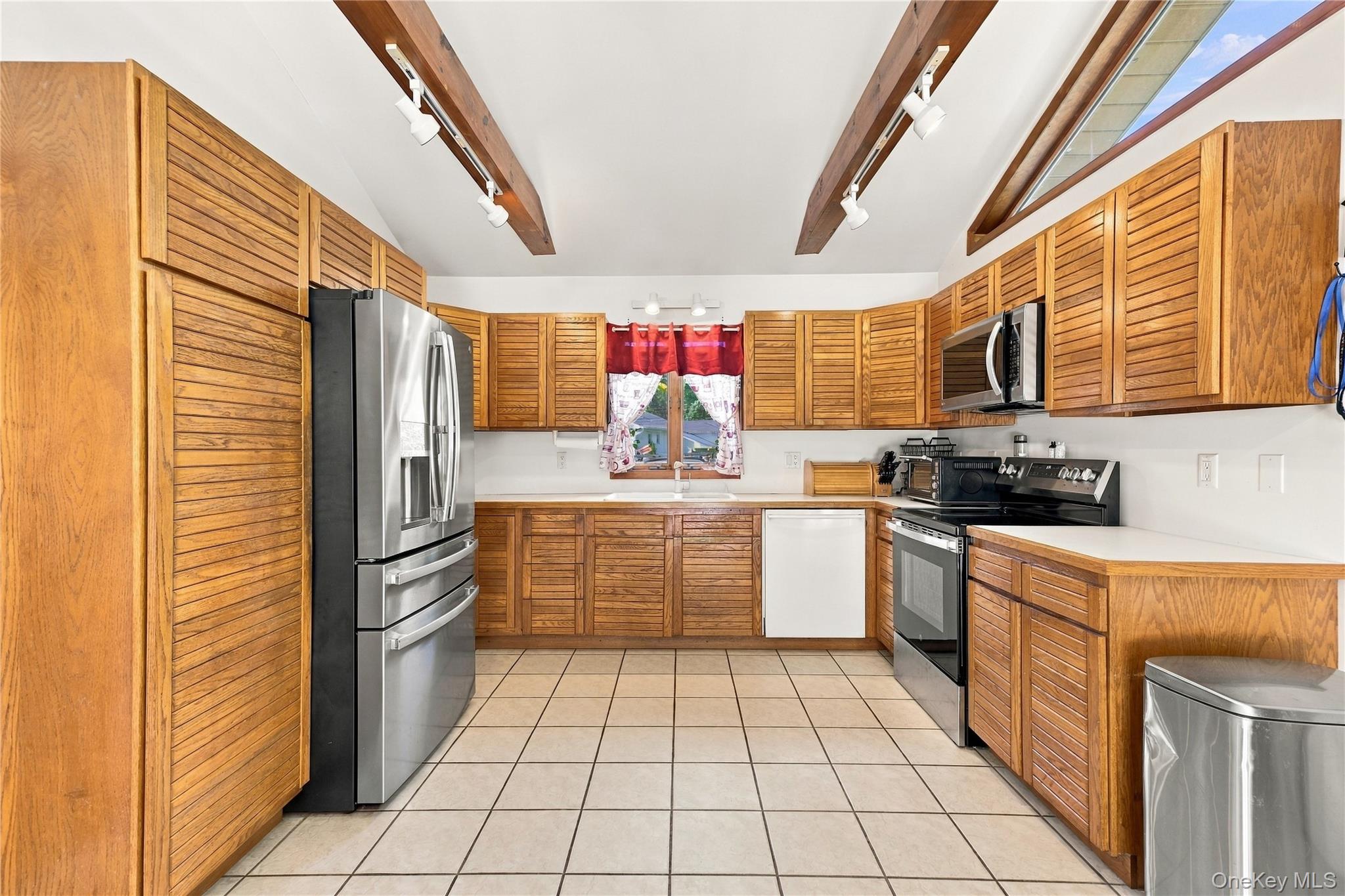 2 Stanton Drive Property Photo 12