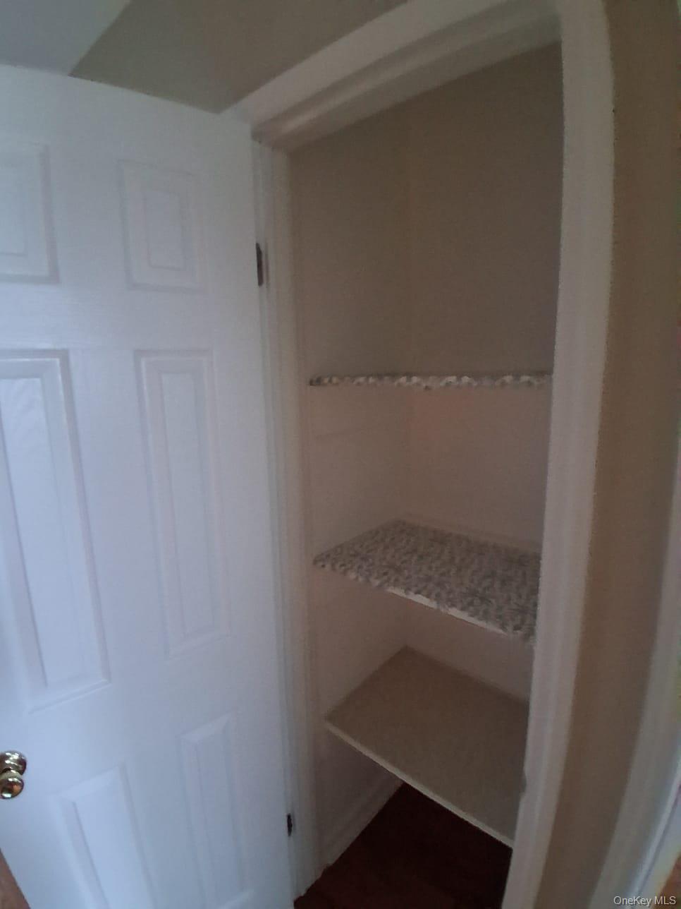 11551 203rd Street Property Photo 6