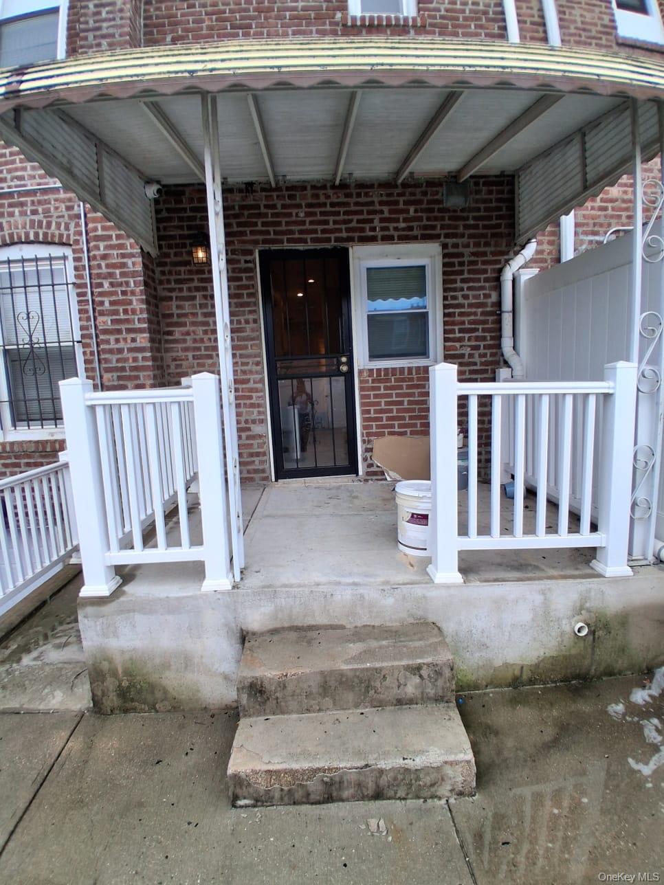11551 203rd Street Property Photo 8