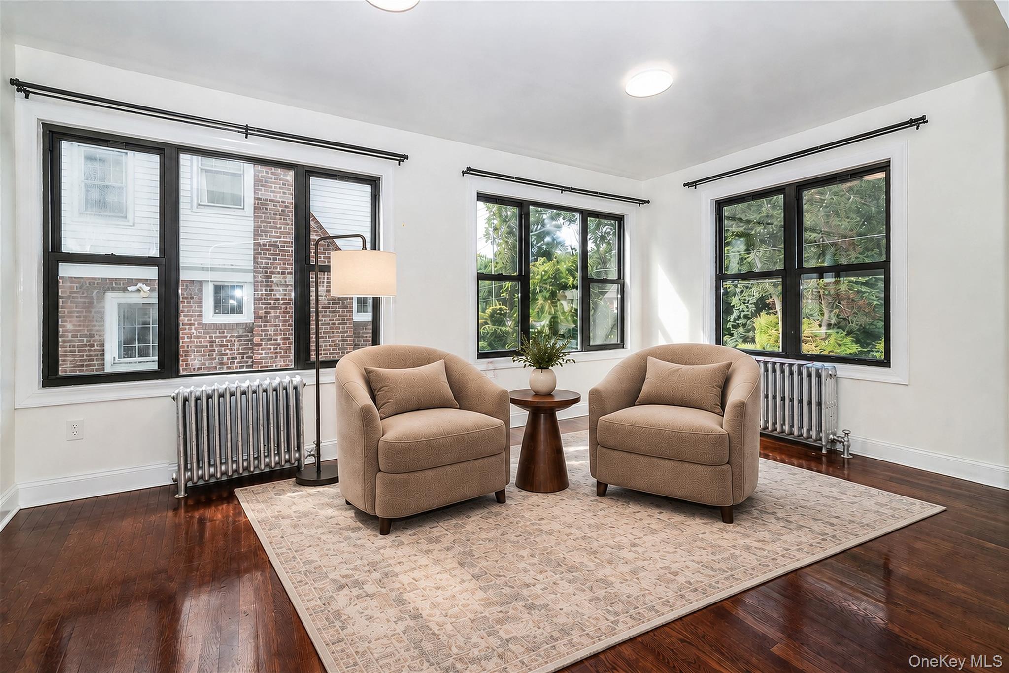887 Webster Avenue Property Photo 6