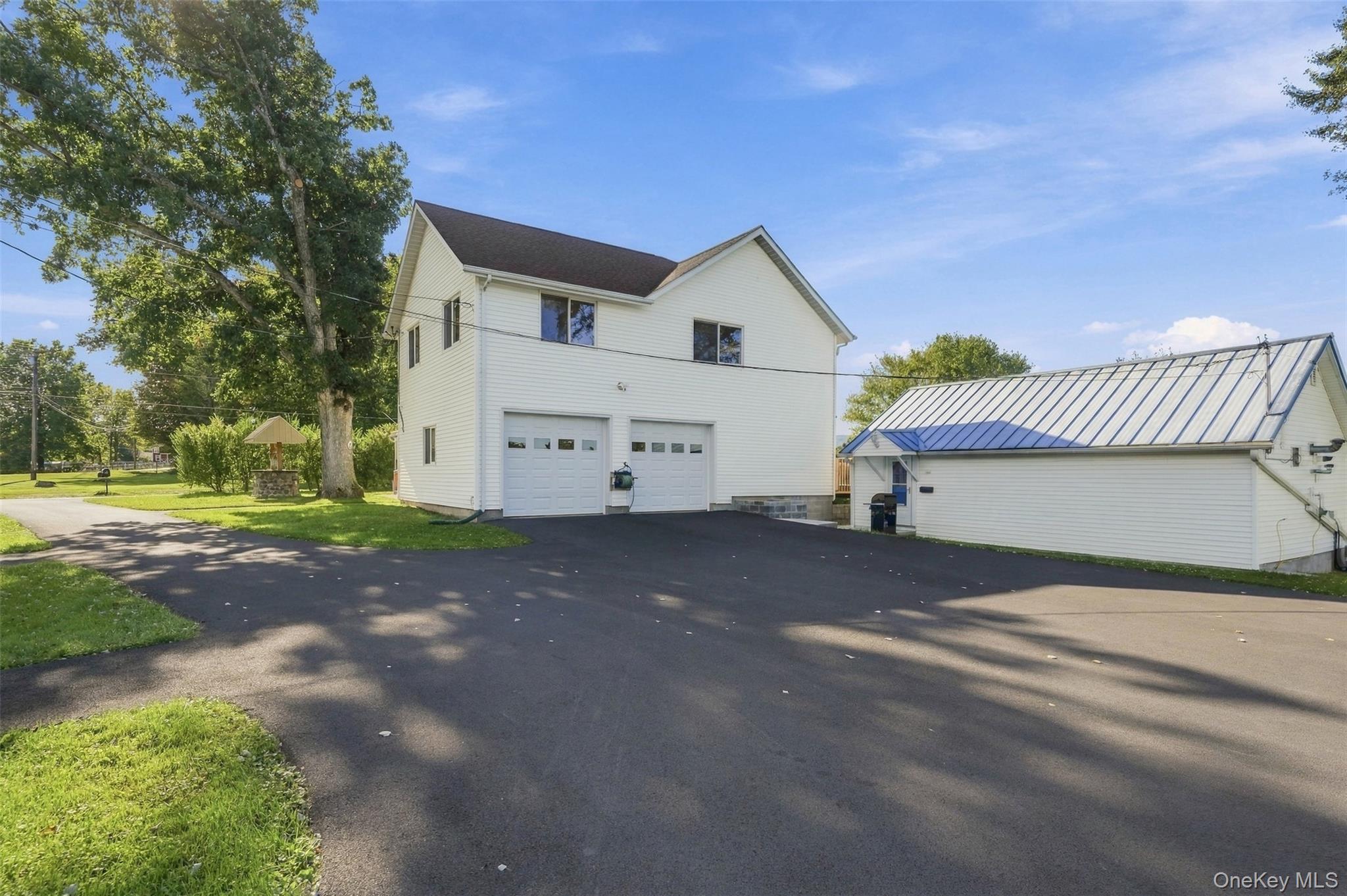 4 Low Road Property Photo 5