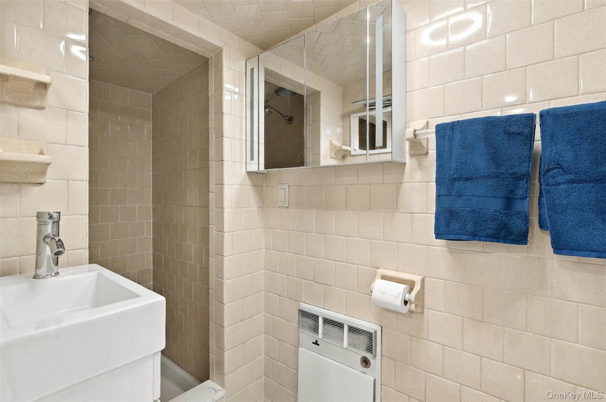 4 Low Road Property Photo 26