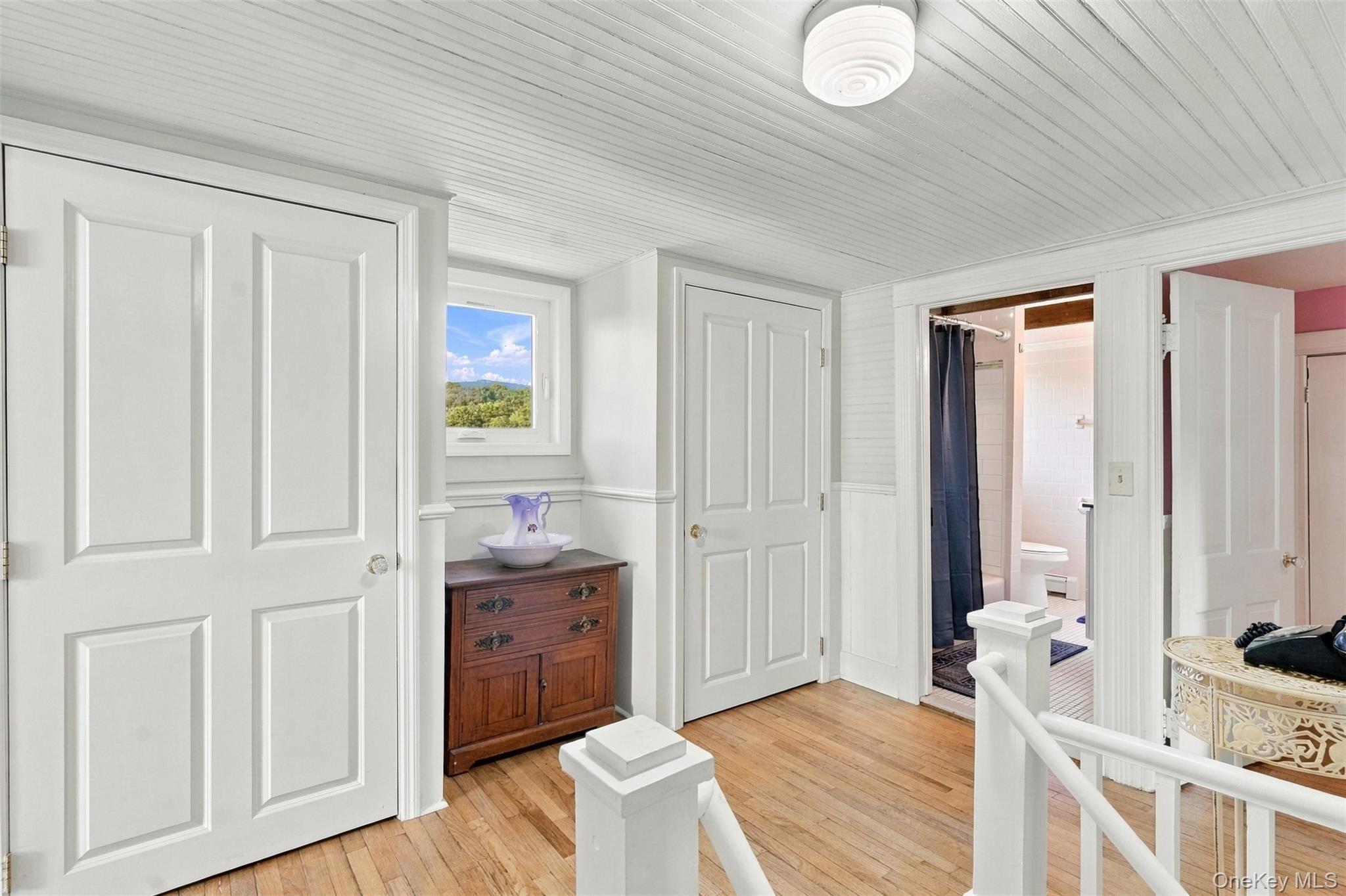 4 Low Road Property Photo 27