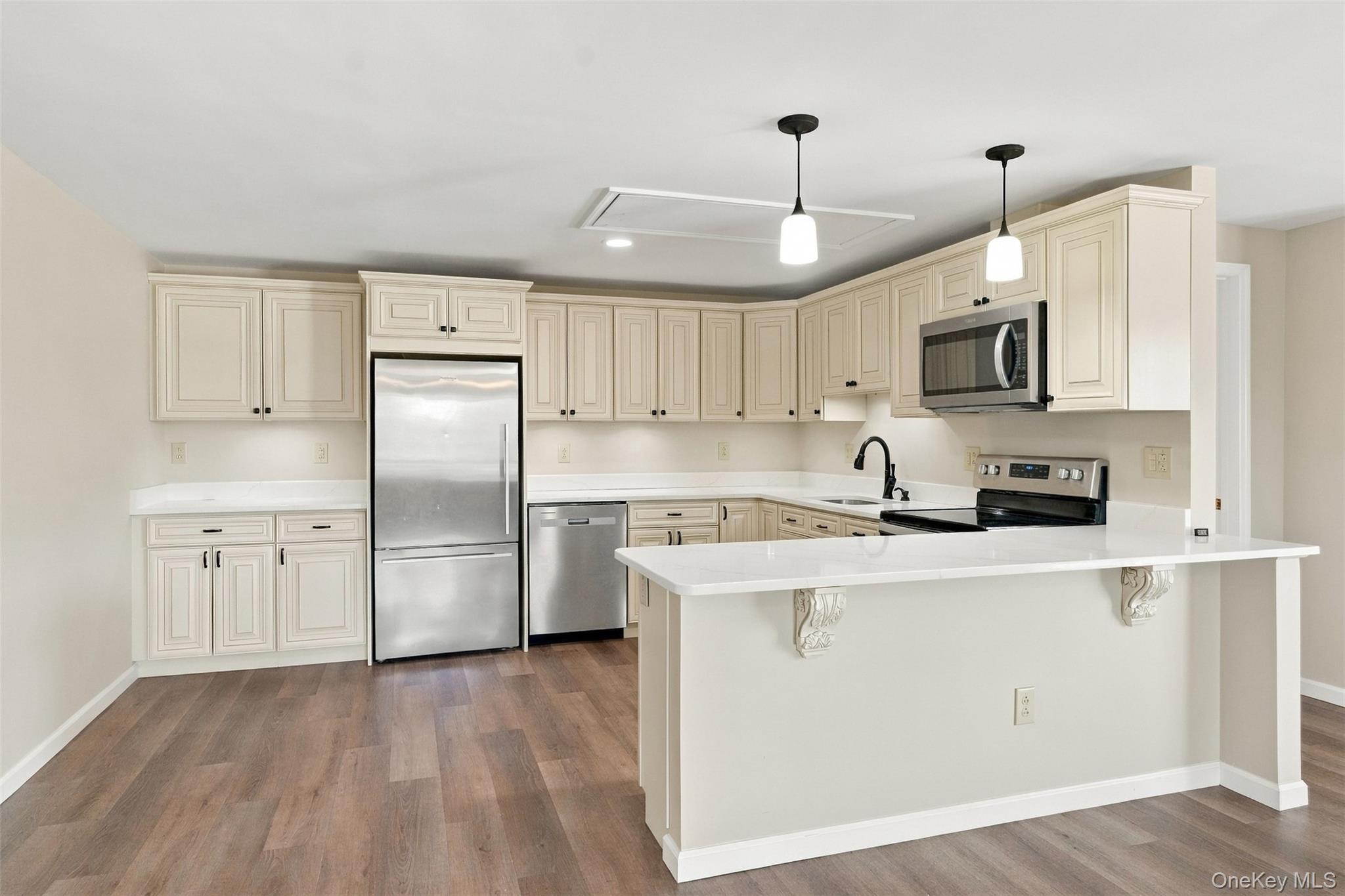 4 Low Road Property Photo 37