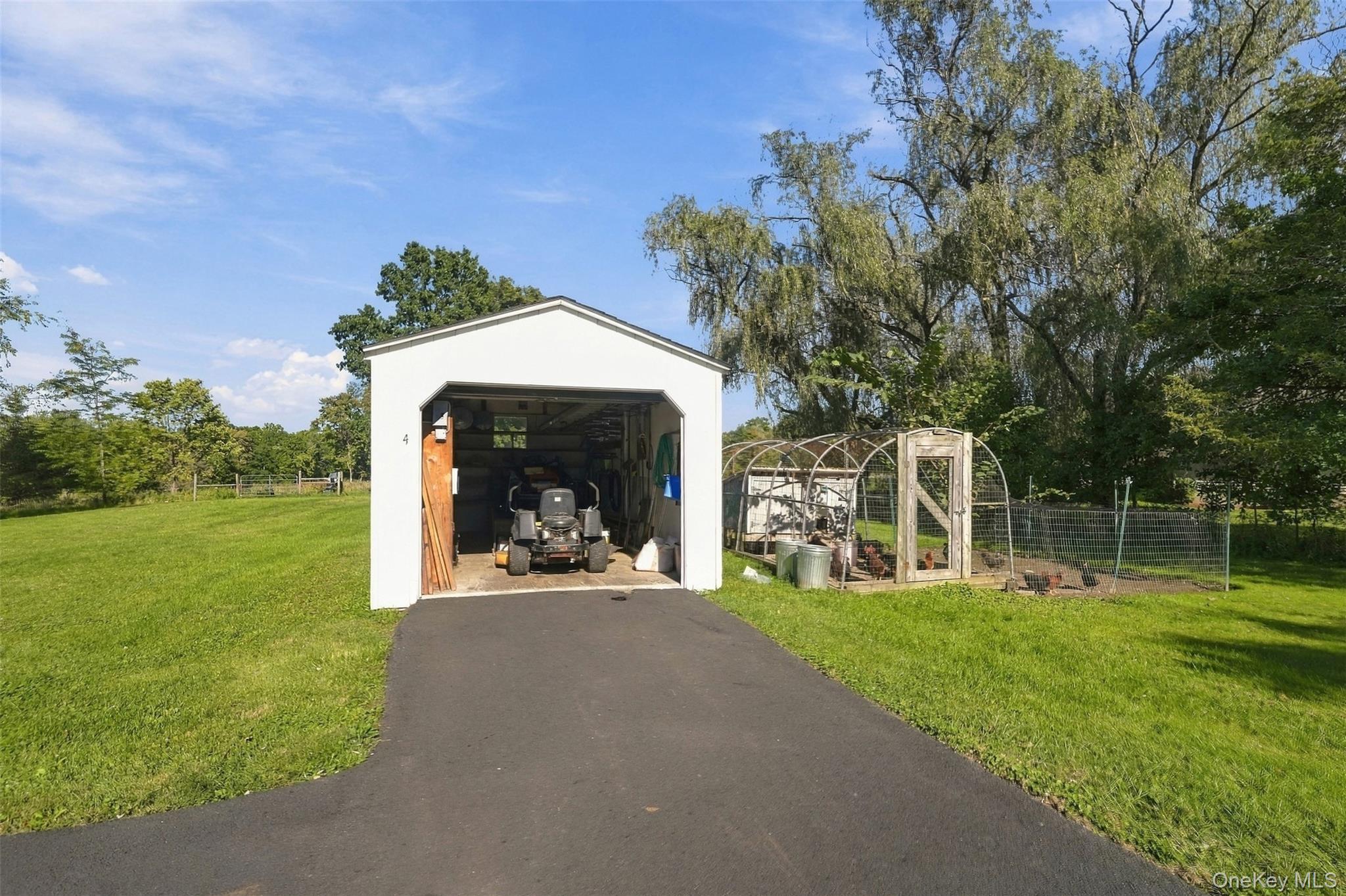 4 Low Road Property Photo 47