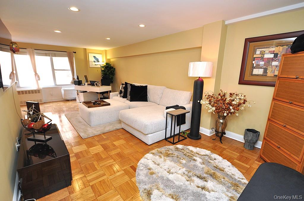 10 Old Mamaroneck Road 2a Property Photo 4