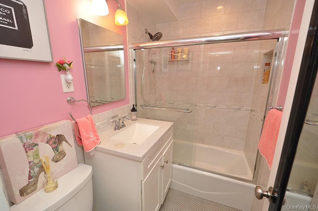 10 Old Mamaroneck Road 2a Property Photo 22