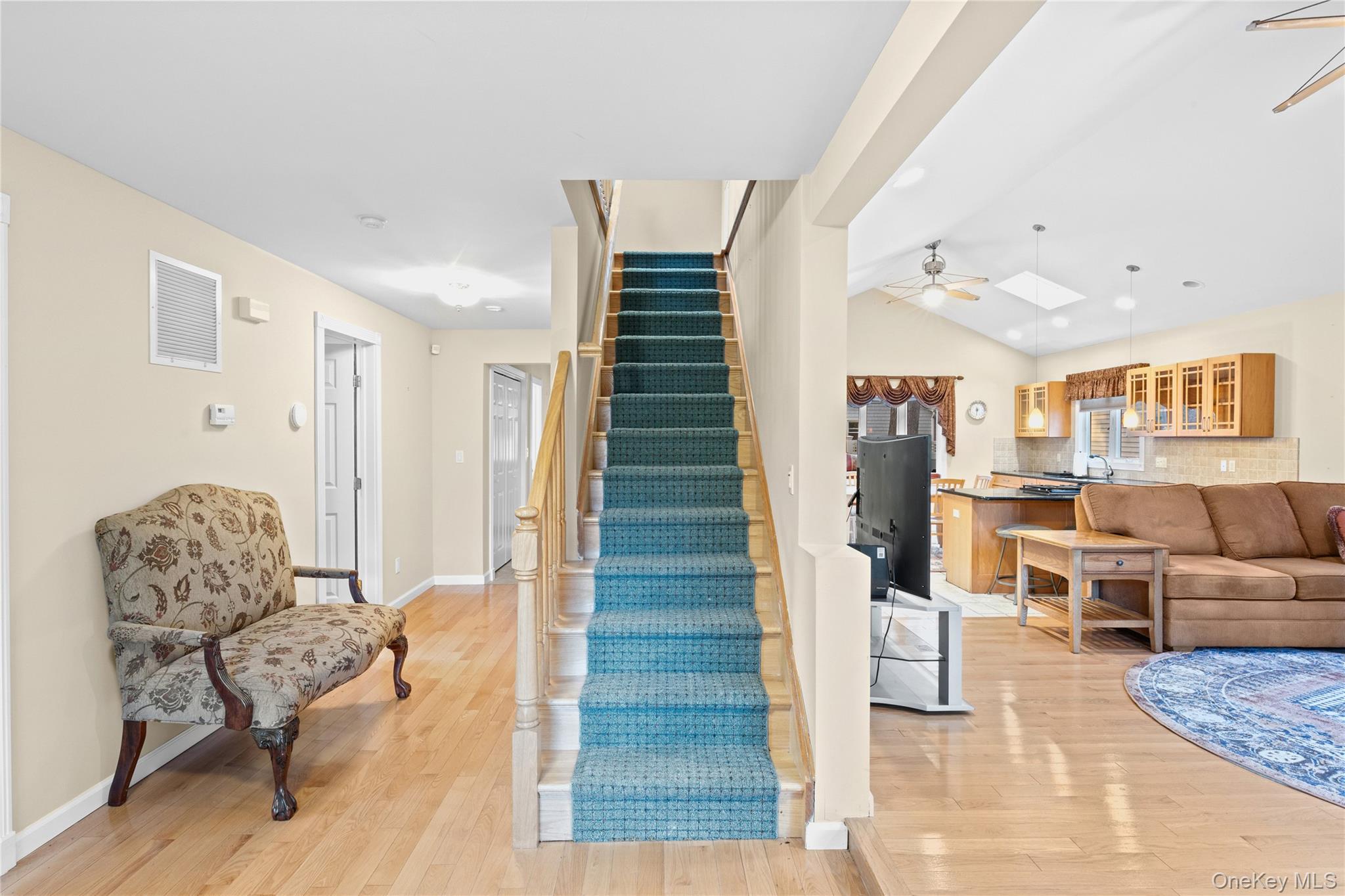 54 Breezy Point Road Property Photo 6