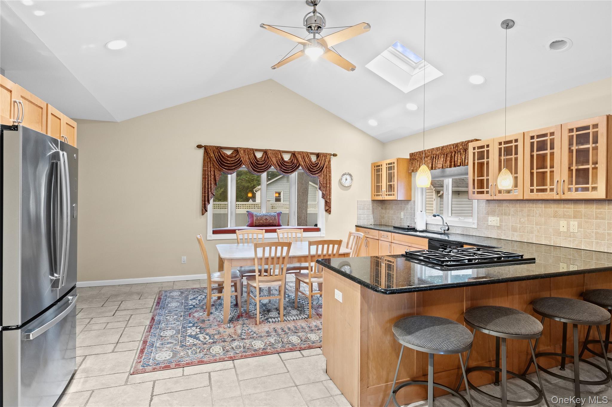 54 Breezy Point Road Property Photo 9