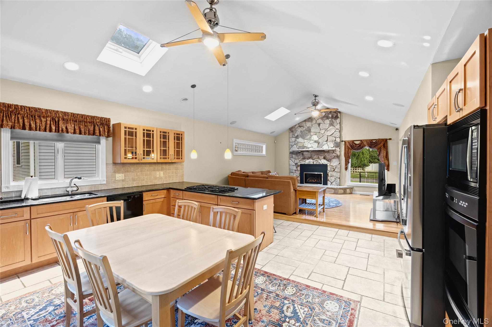 54 Breezy Point Road Property Photo 10