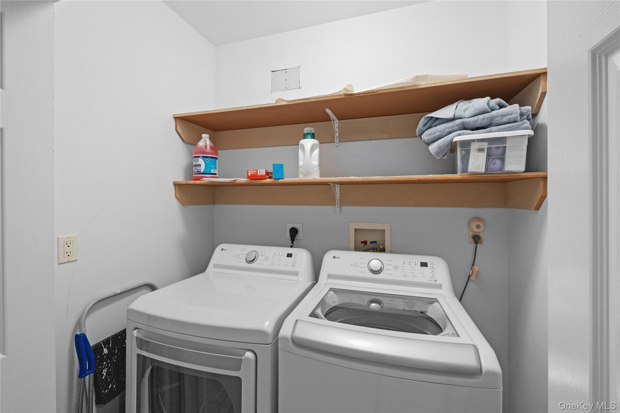 54 Breezy Point Road Property Photo 25