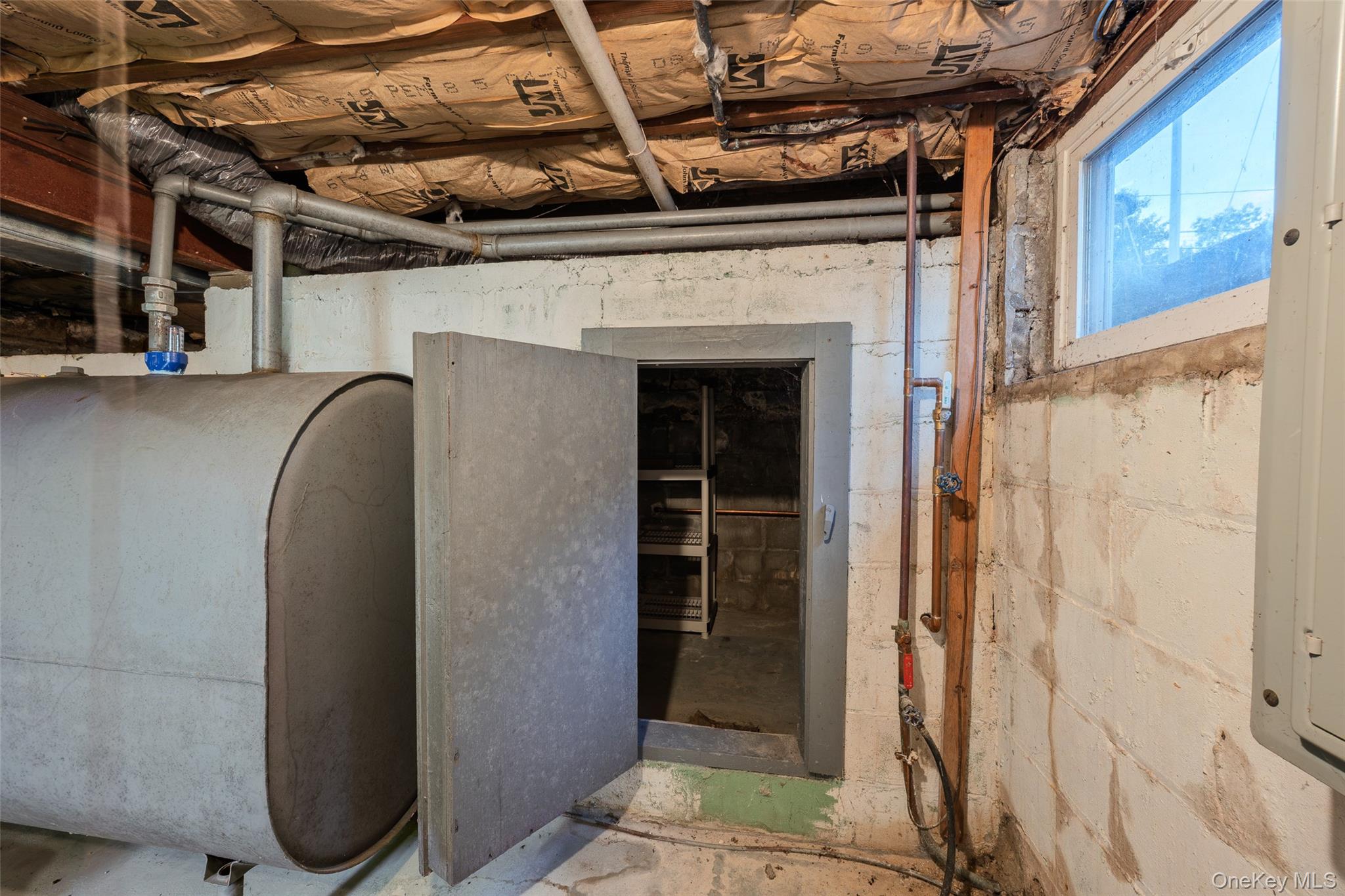 54 Breezy Point Road Property Photo 28