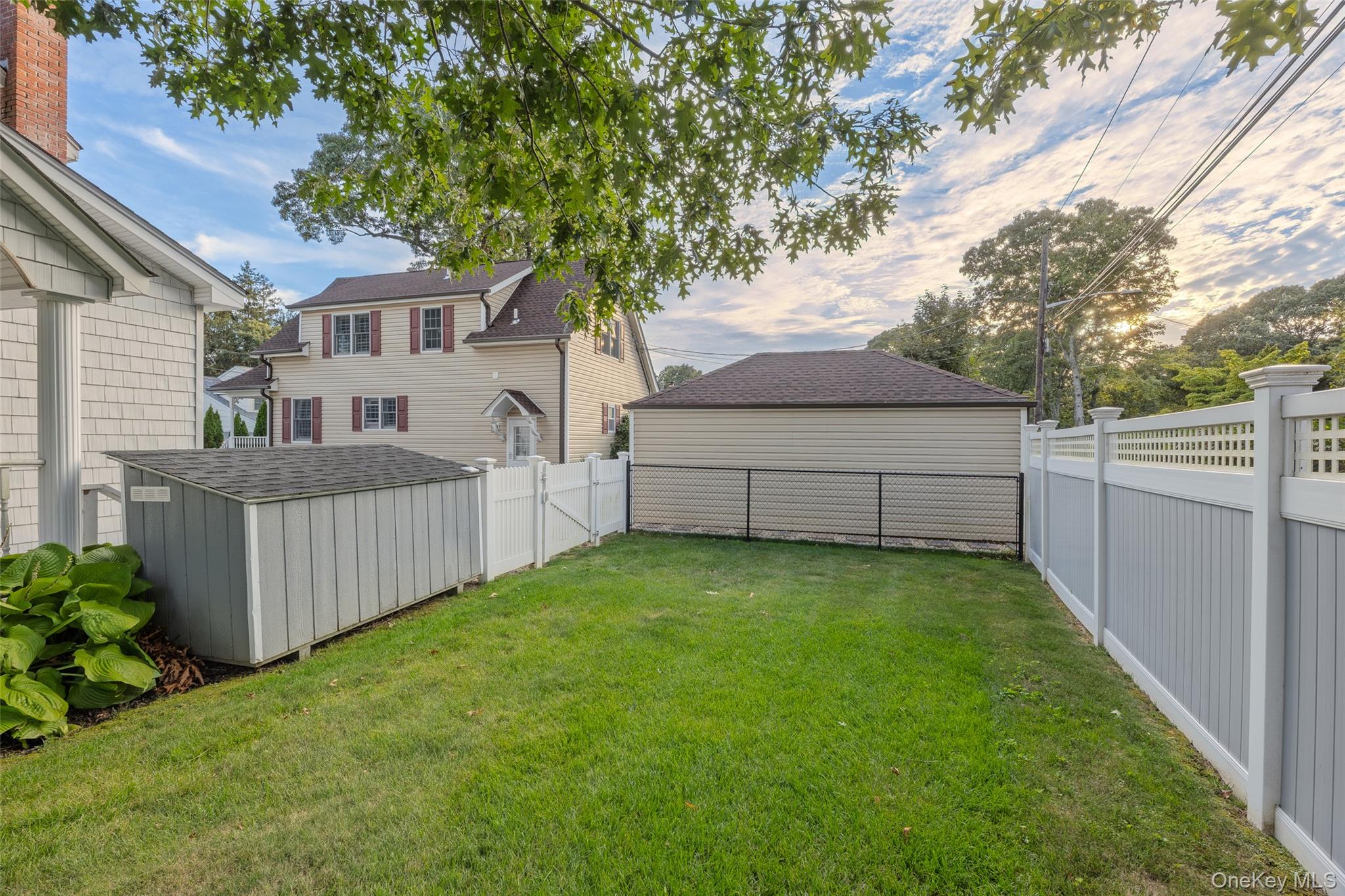 54 Breezy Point Road Property Photo 32