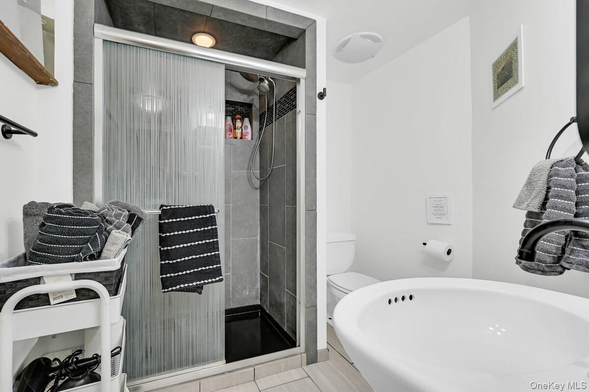 2 Caroline Drive Property Photo 25