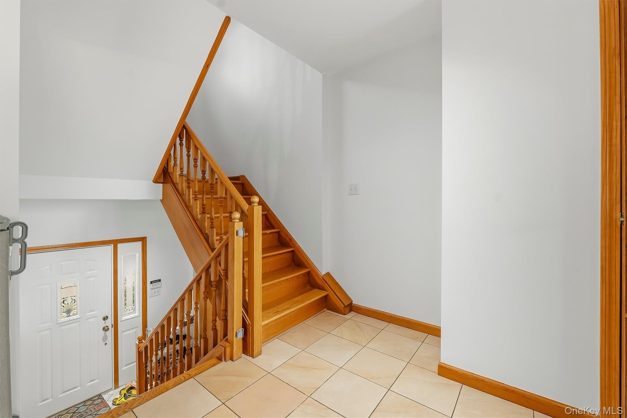 1 W Glen Avenue Property Photo 4
