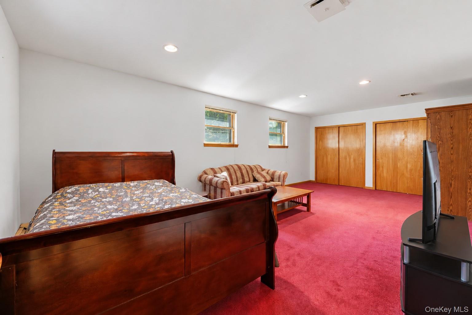 1 W Glen Avenue Property Photo 22