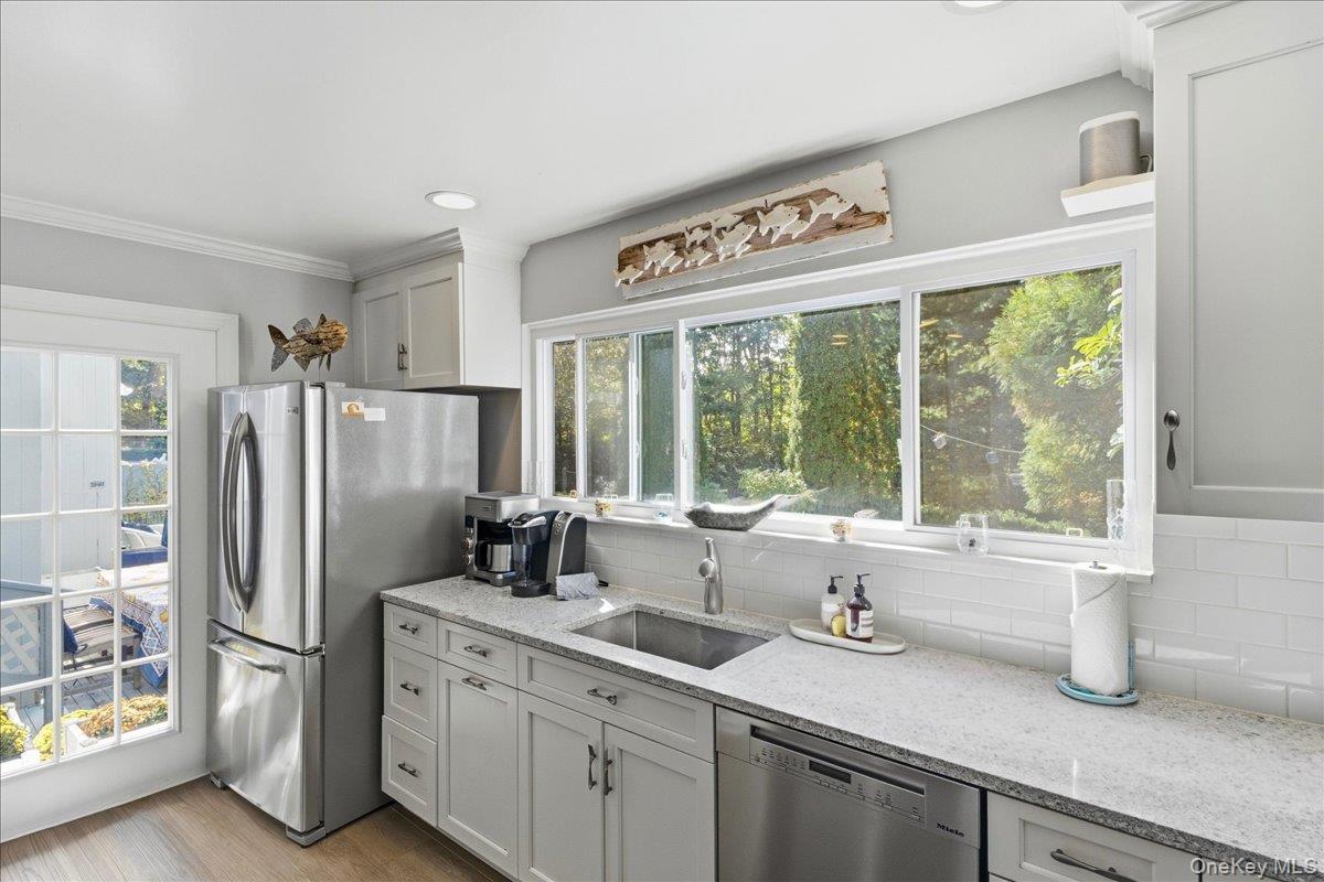 10 Glenmore Drive Property Photo 31